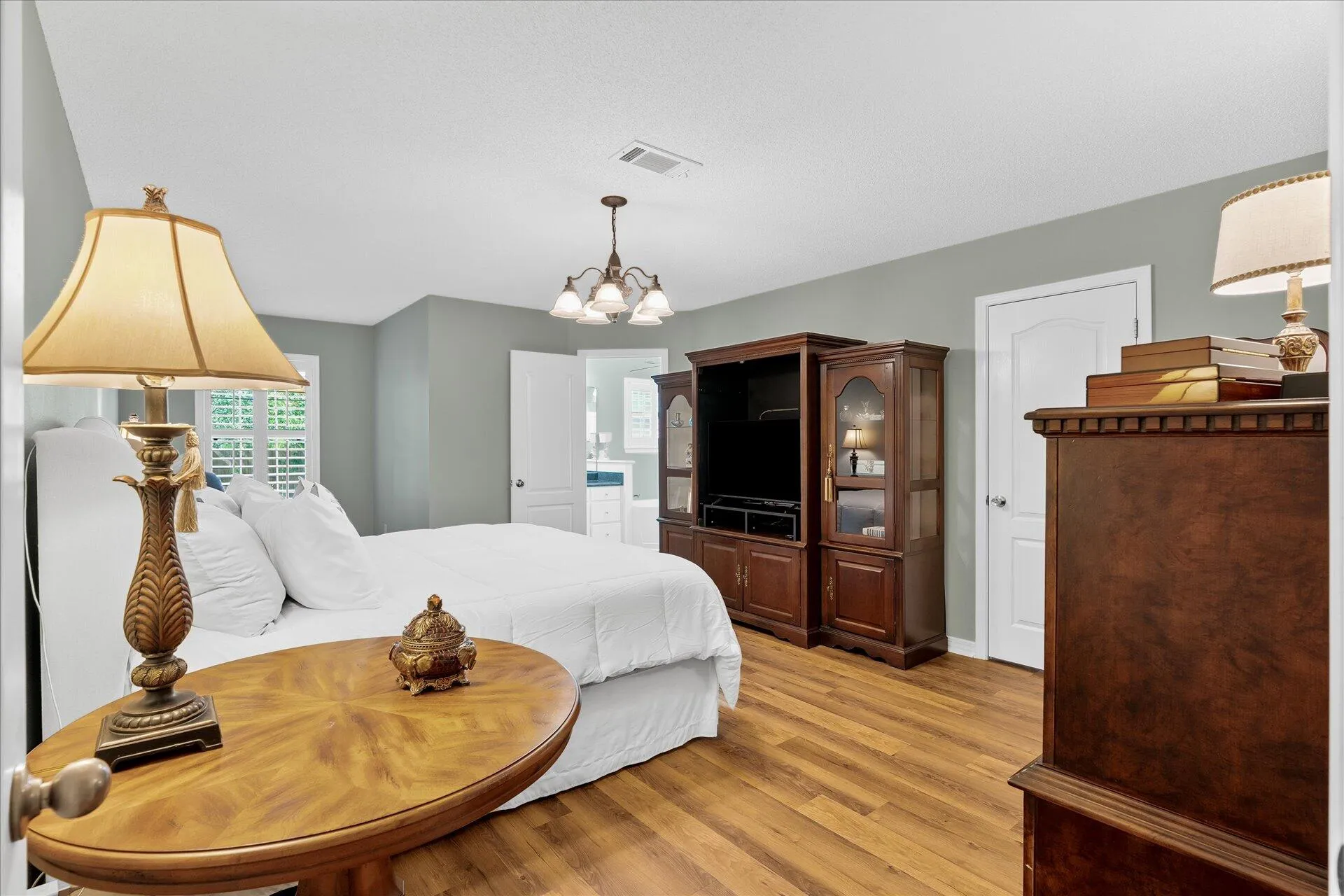 Navarre, Florida 32566, United States, 5 Bedrooms Bedrooms, ,3 BathroomsBathrooms,Residential,Active,2462