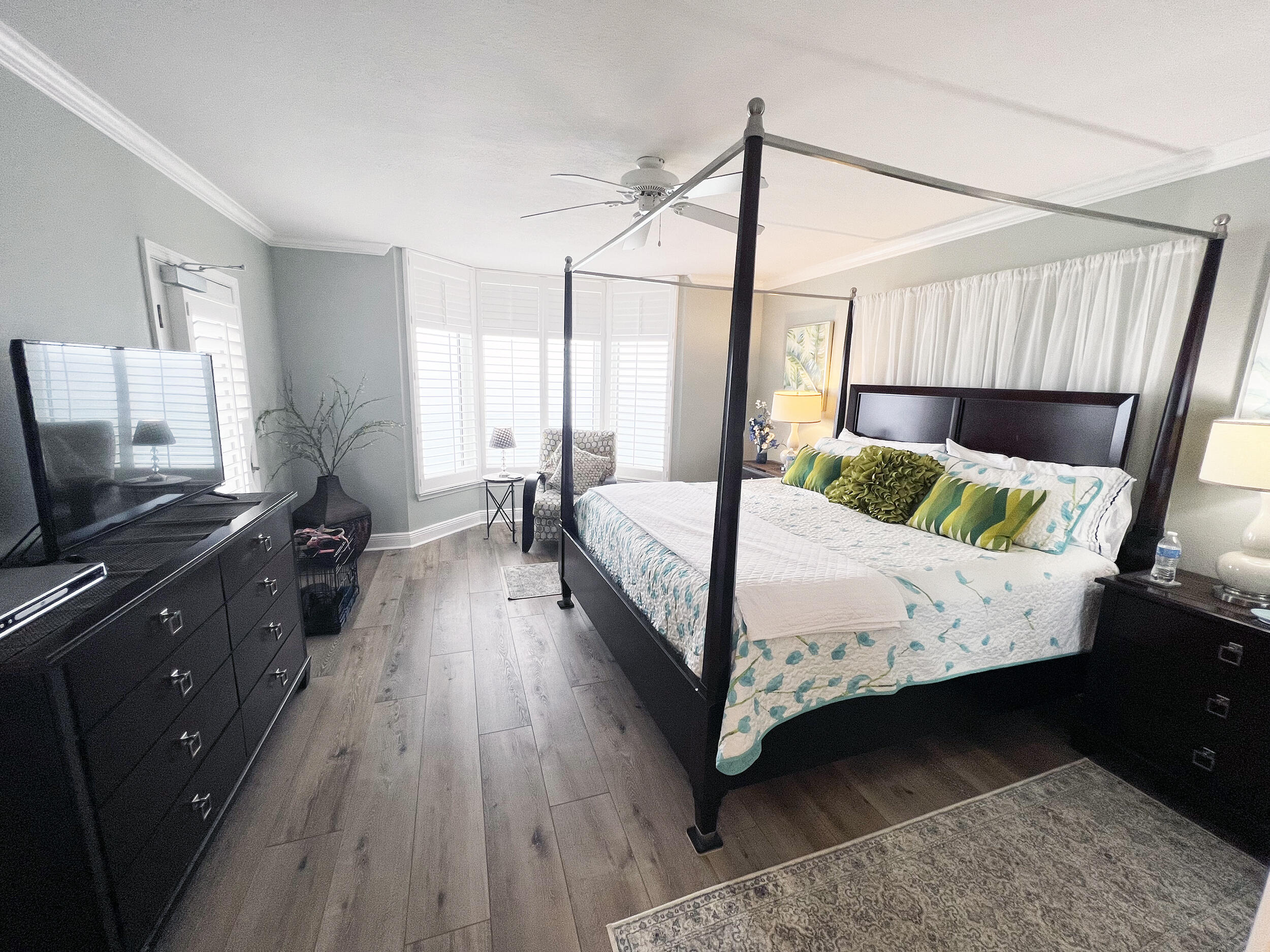 EMERALD BEACH PH 1 - Residential