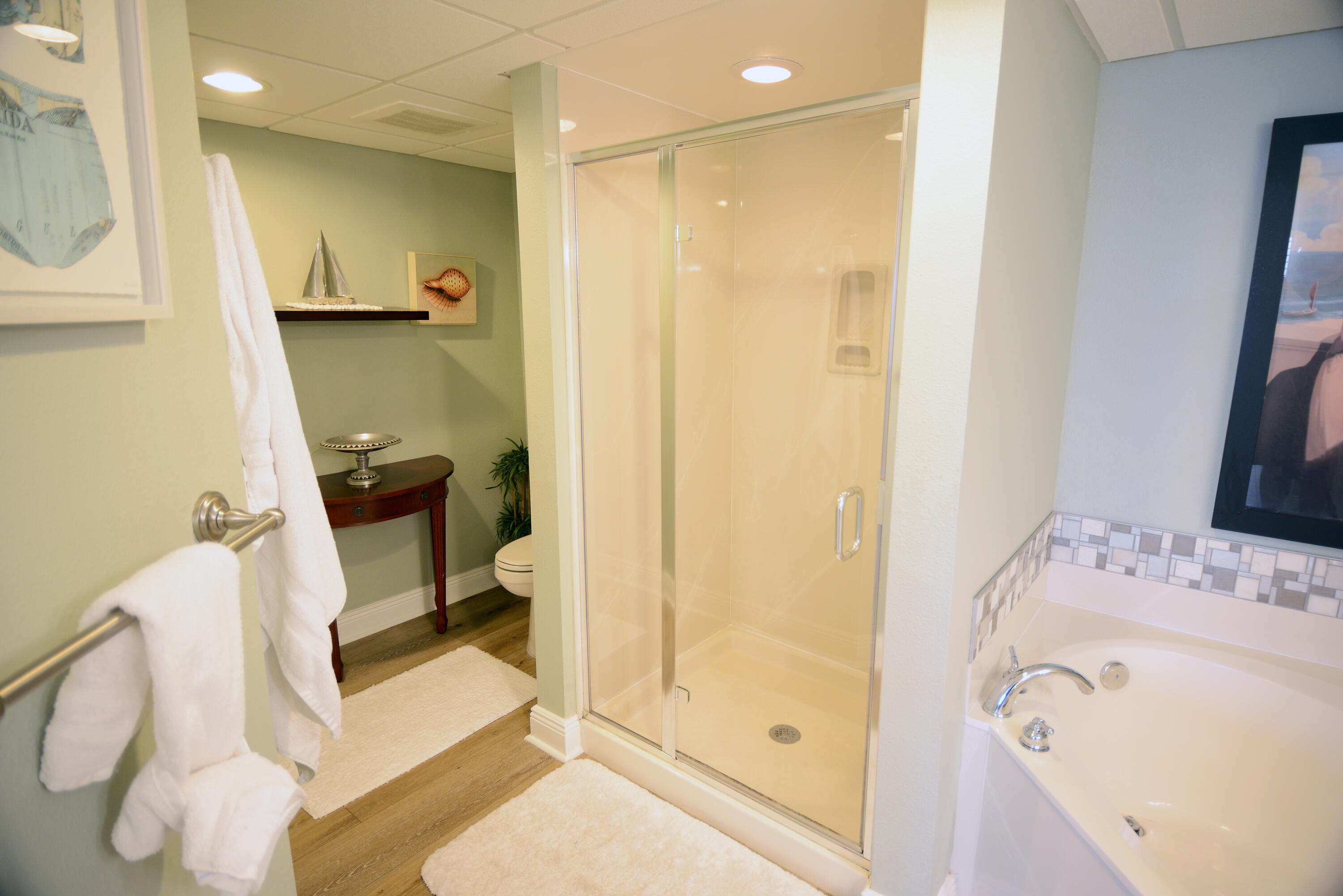 EMERALD BEACH PH 1 - Residential