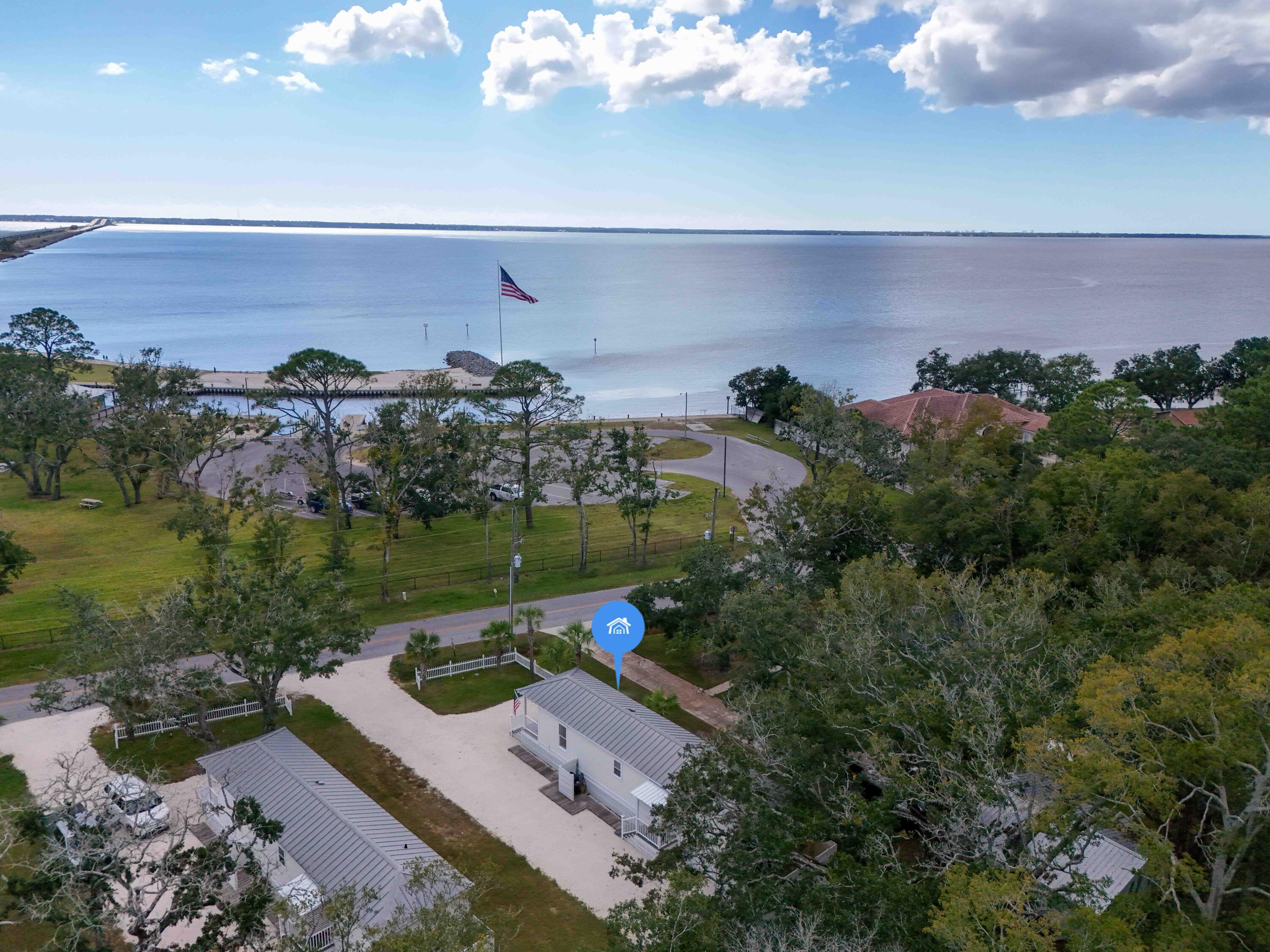 BAY GROVE - Residential Lease