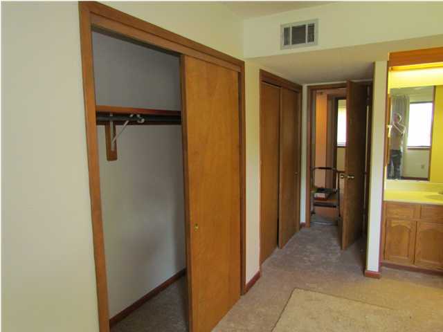 CEDAR RIDGE - Residential Lease