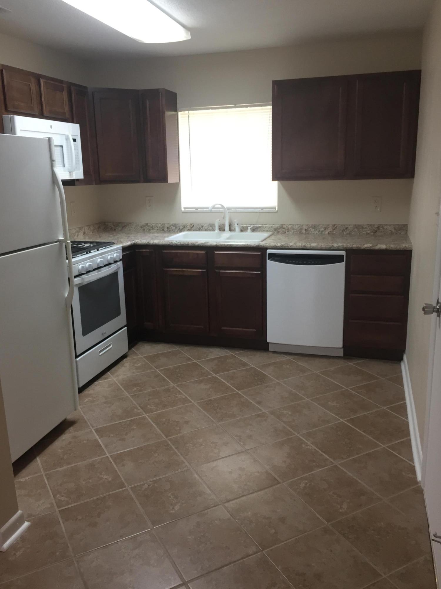 MID PINES - Residential