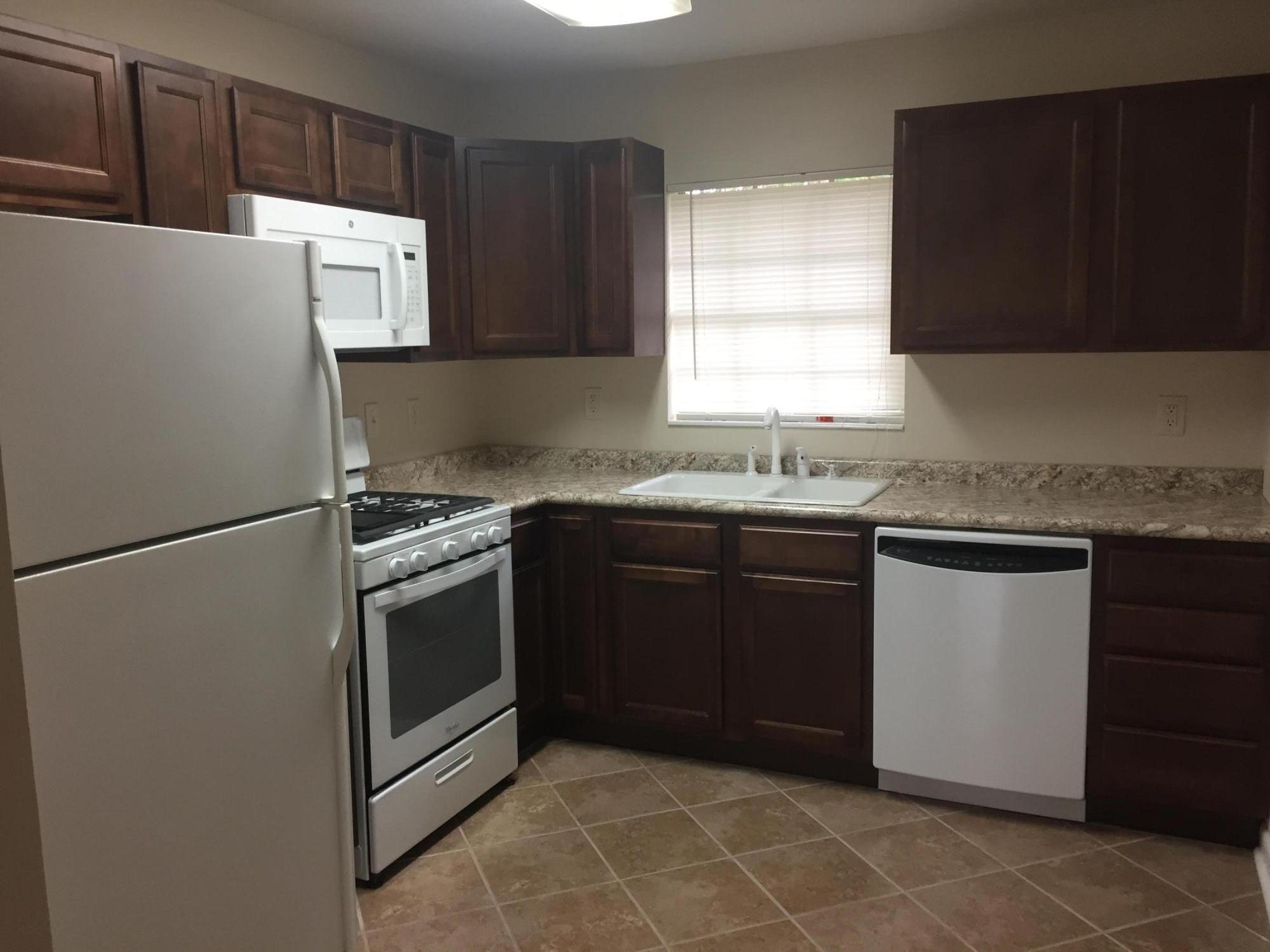 MID PINES - Residential