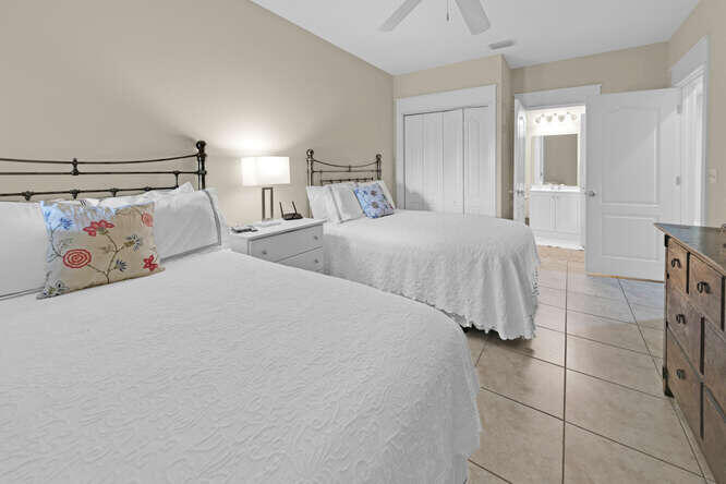 VILLAS AT SEAGROVE BEACH - Residential