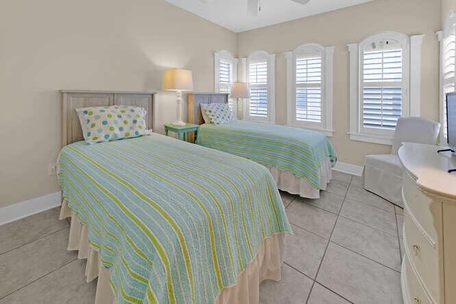 VILLAS AT SEAGROVE BEACH - Residential