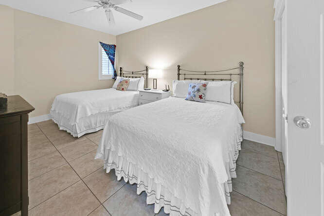 VILLAS AT SEAGROVE BEACH - Residential