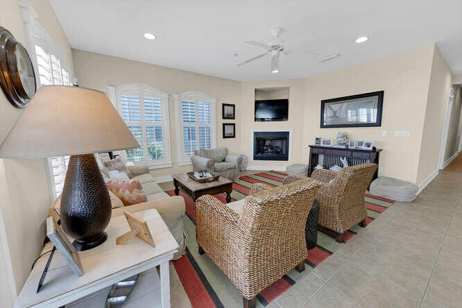 VILLAS AT SEAGROVE BEACH - Residential