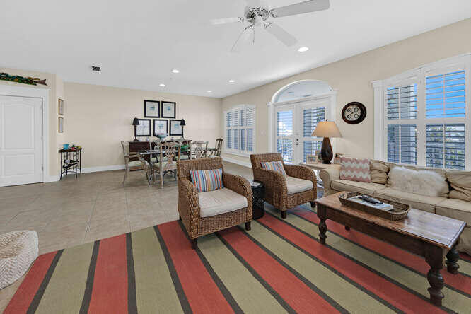 VILLAS AT SEAGROVE BEACH - Residential