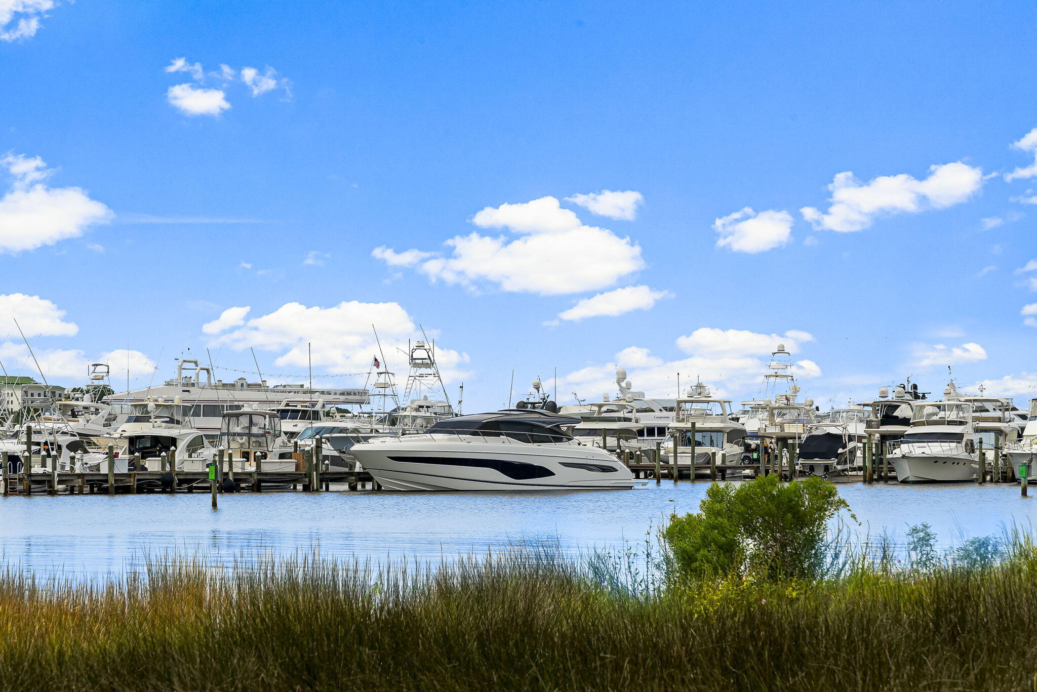 BUNGALOS AT SANDESTIN - Residential