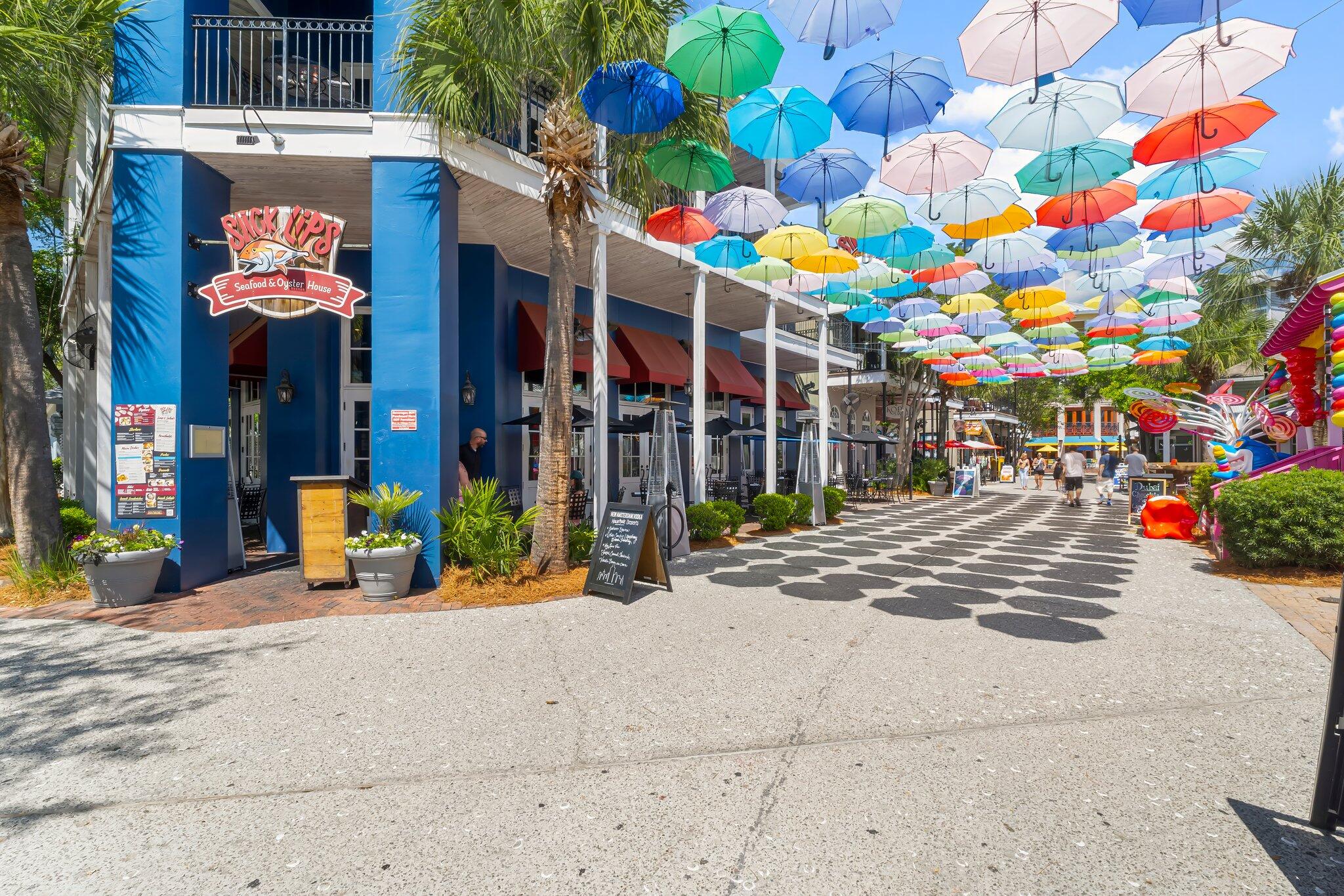 BUNGALOS AT SANDESTIN - Residential