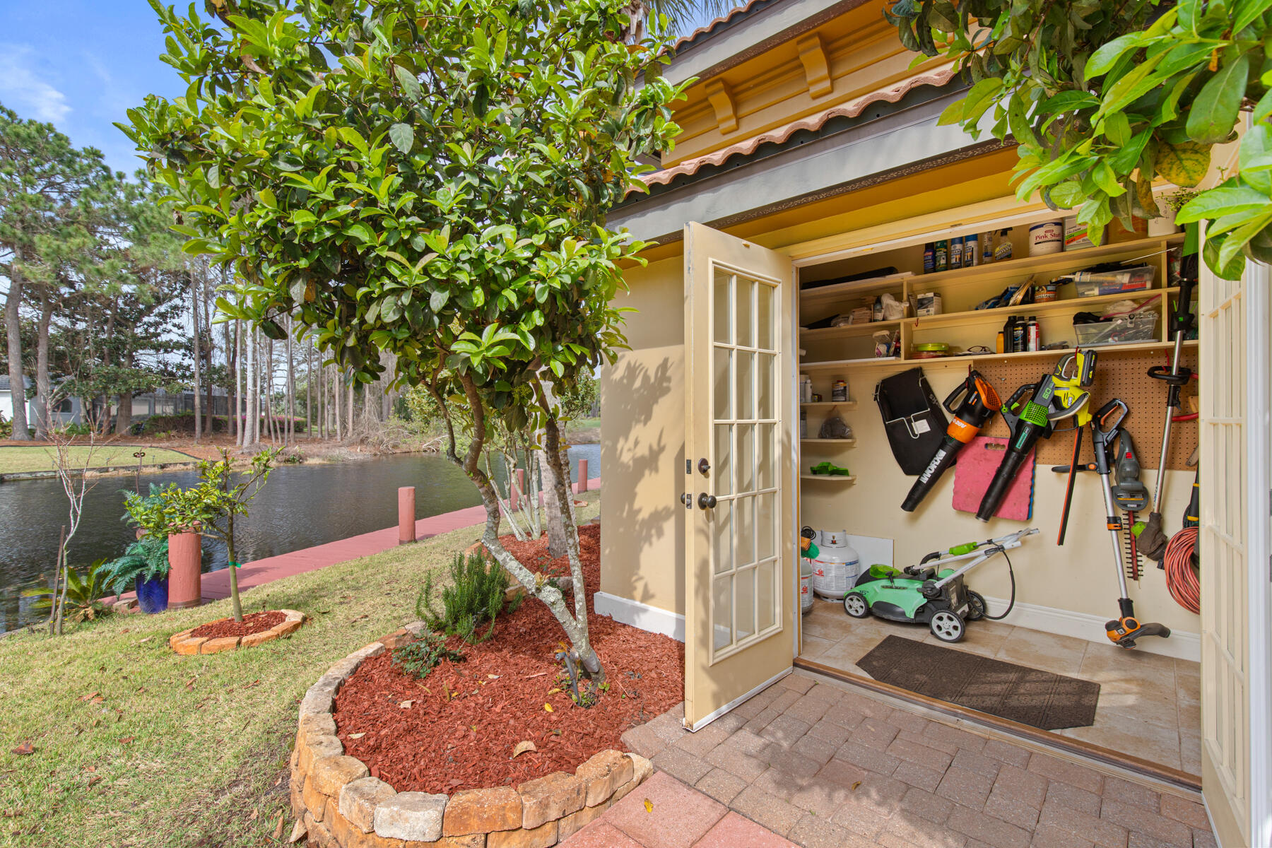 EMERALD BAY PH 1A - Residential