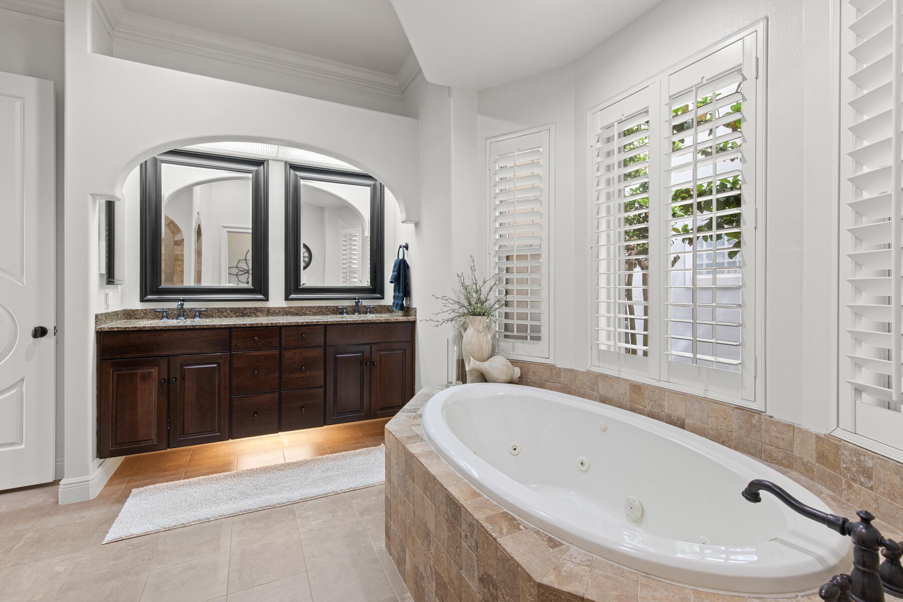 EMERALD BAY PH 1A - Residential