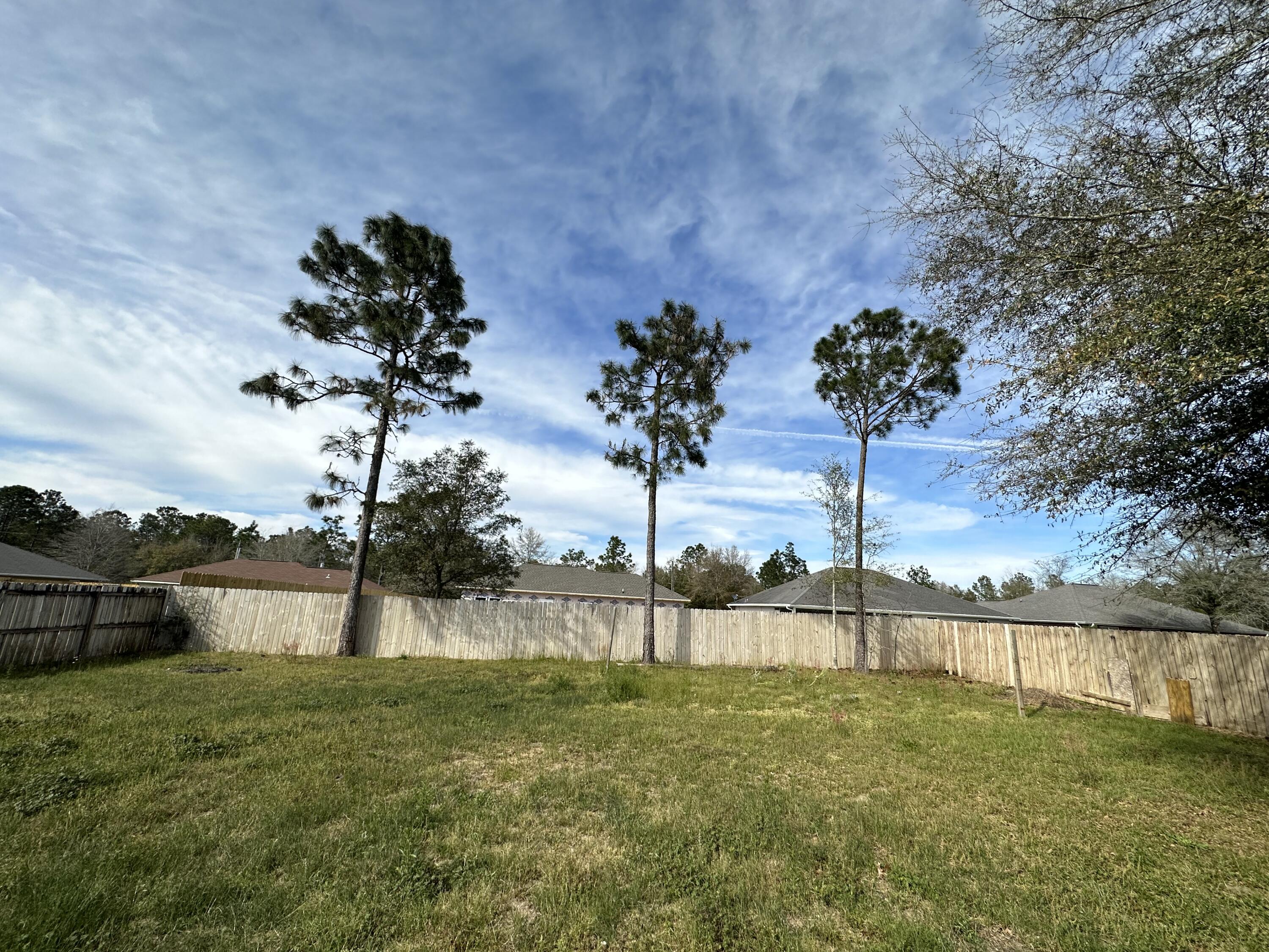 TRIPLE LAKES ESTATES - Residential