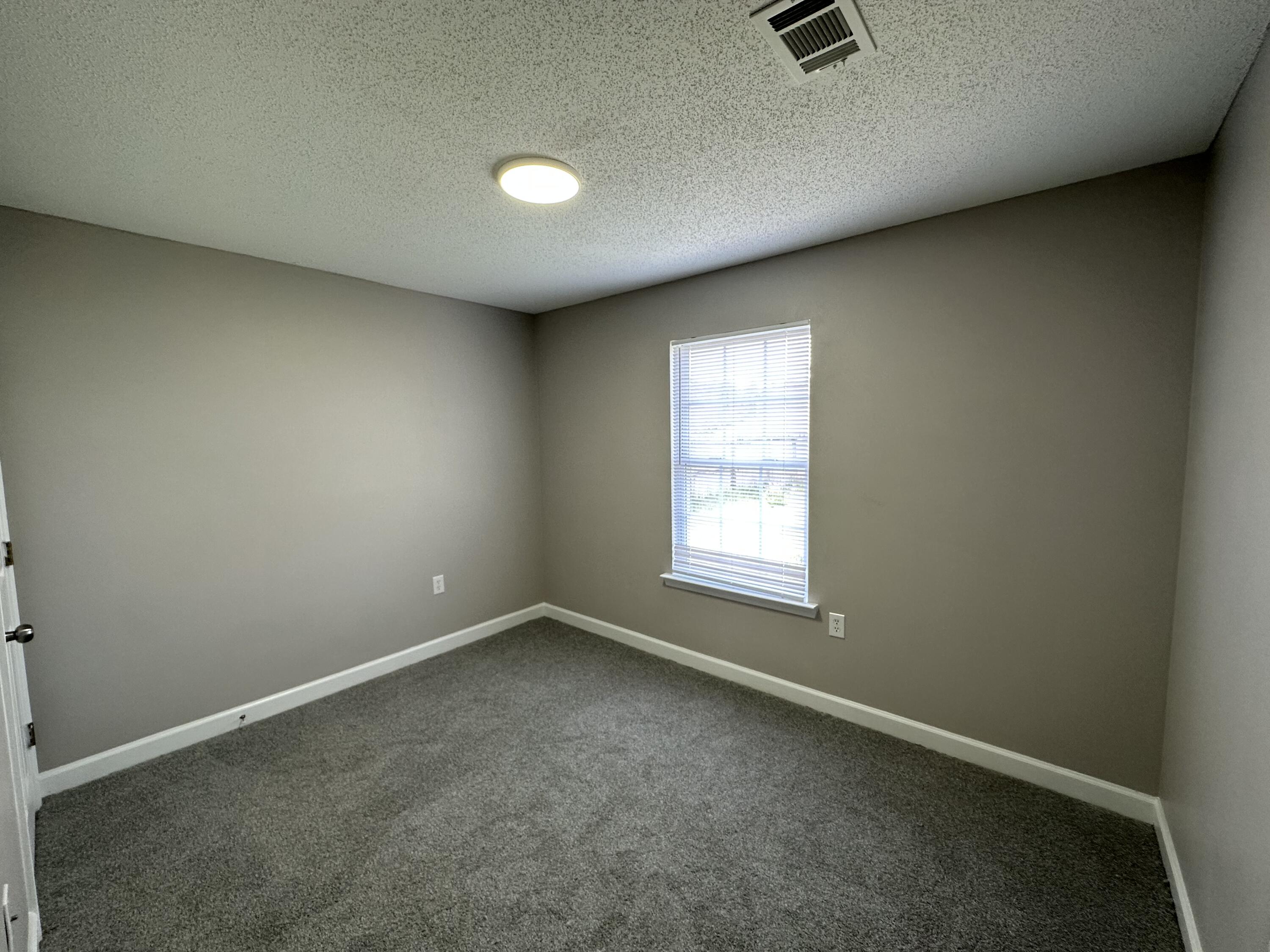 TRIPLE LAKES ESTATES - Residential