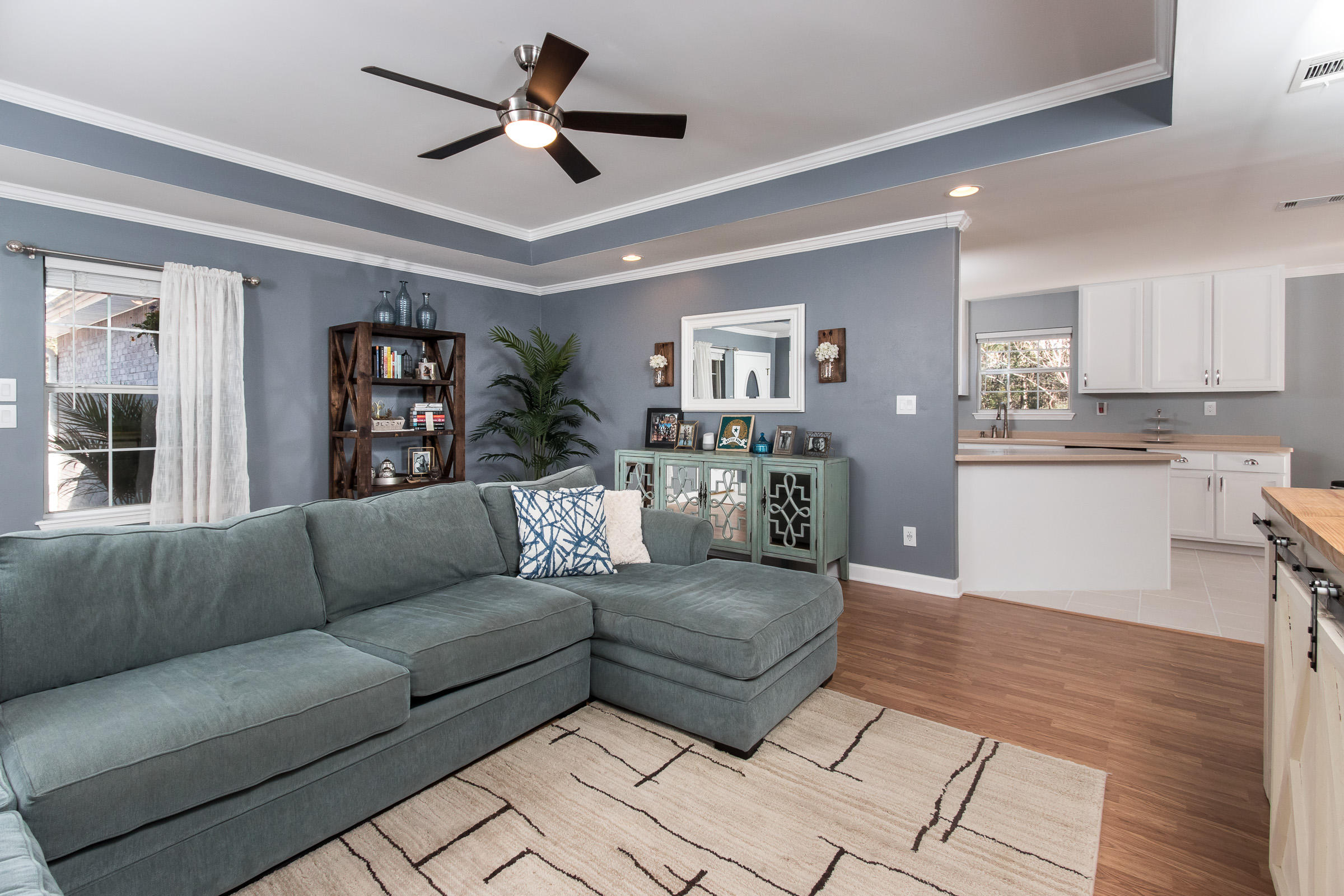 ROLLING HILLS ESTATES - Residential