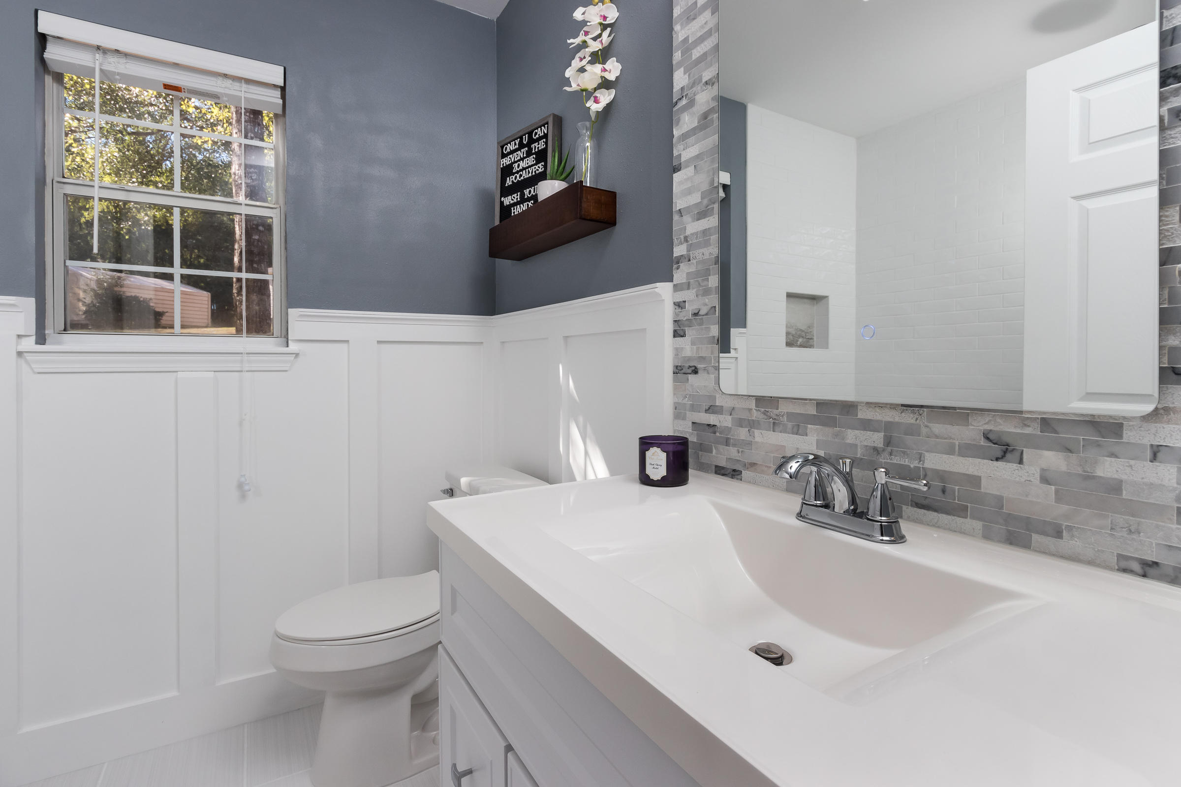 ROLLING HILLS ESTATES - Residential