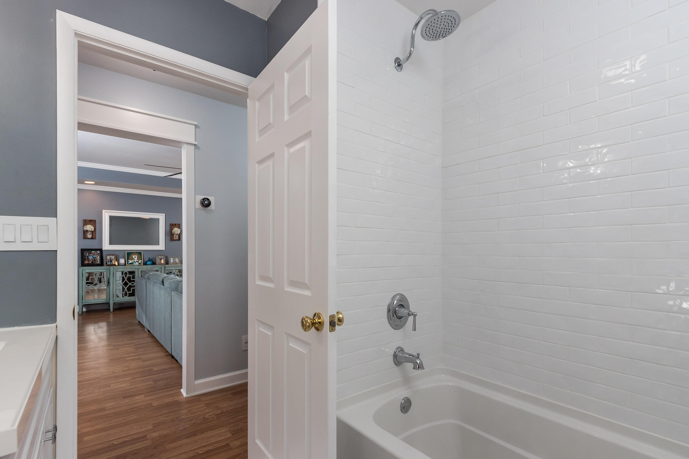 ROLLING HILLS ESTATES - Residential