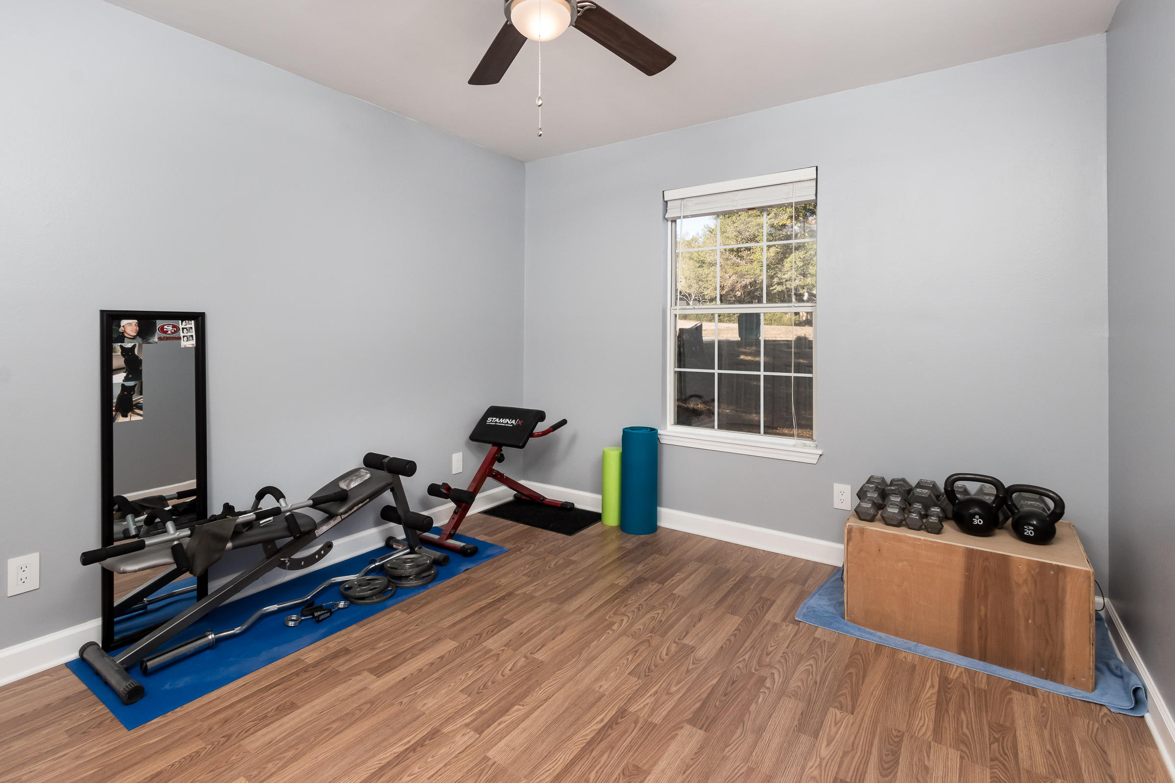 ROLLING HILLS ESTATES - Residential