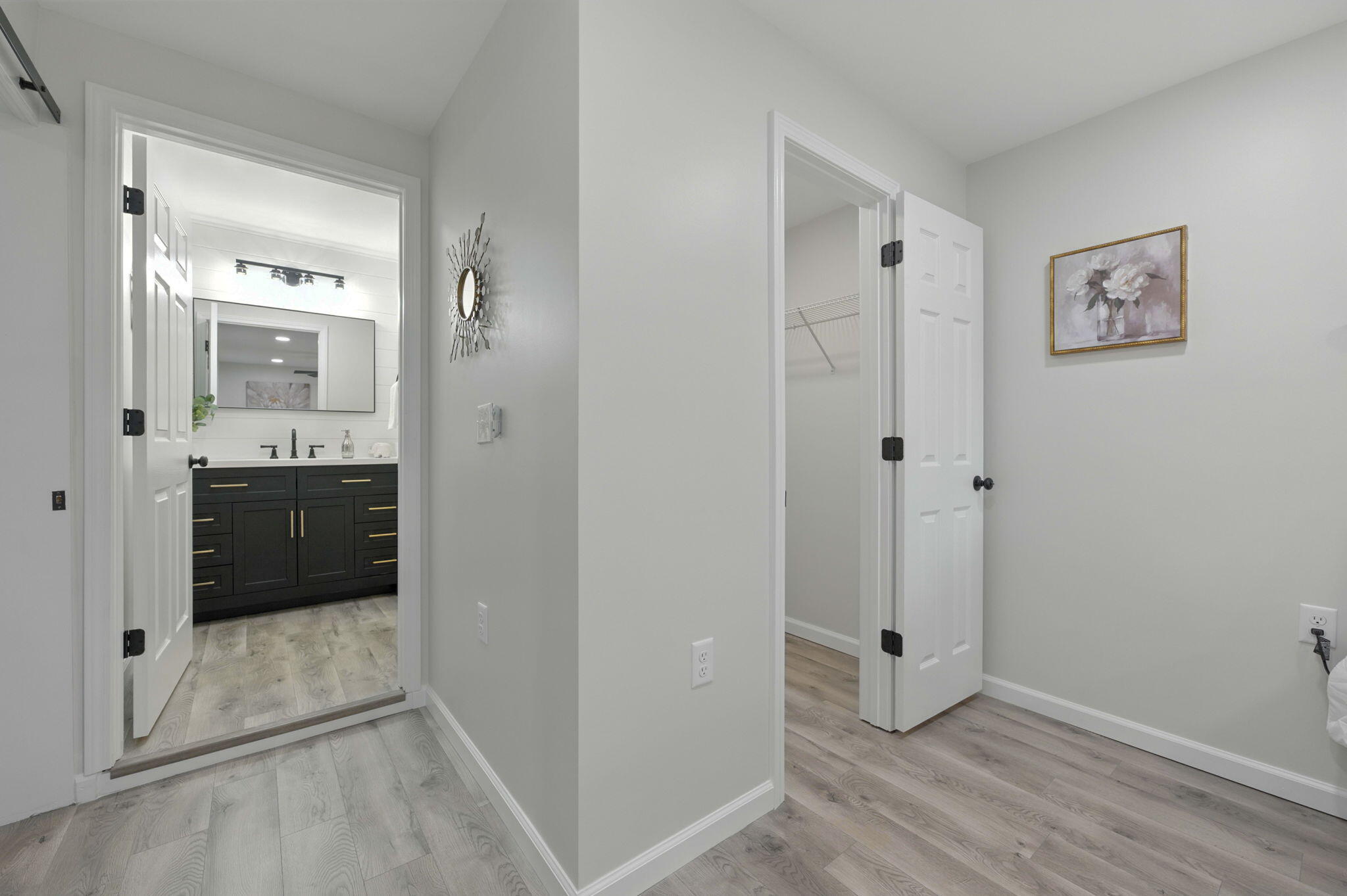 GARNIERS BEACH 2ND - Residential
