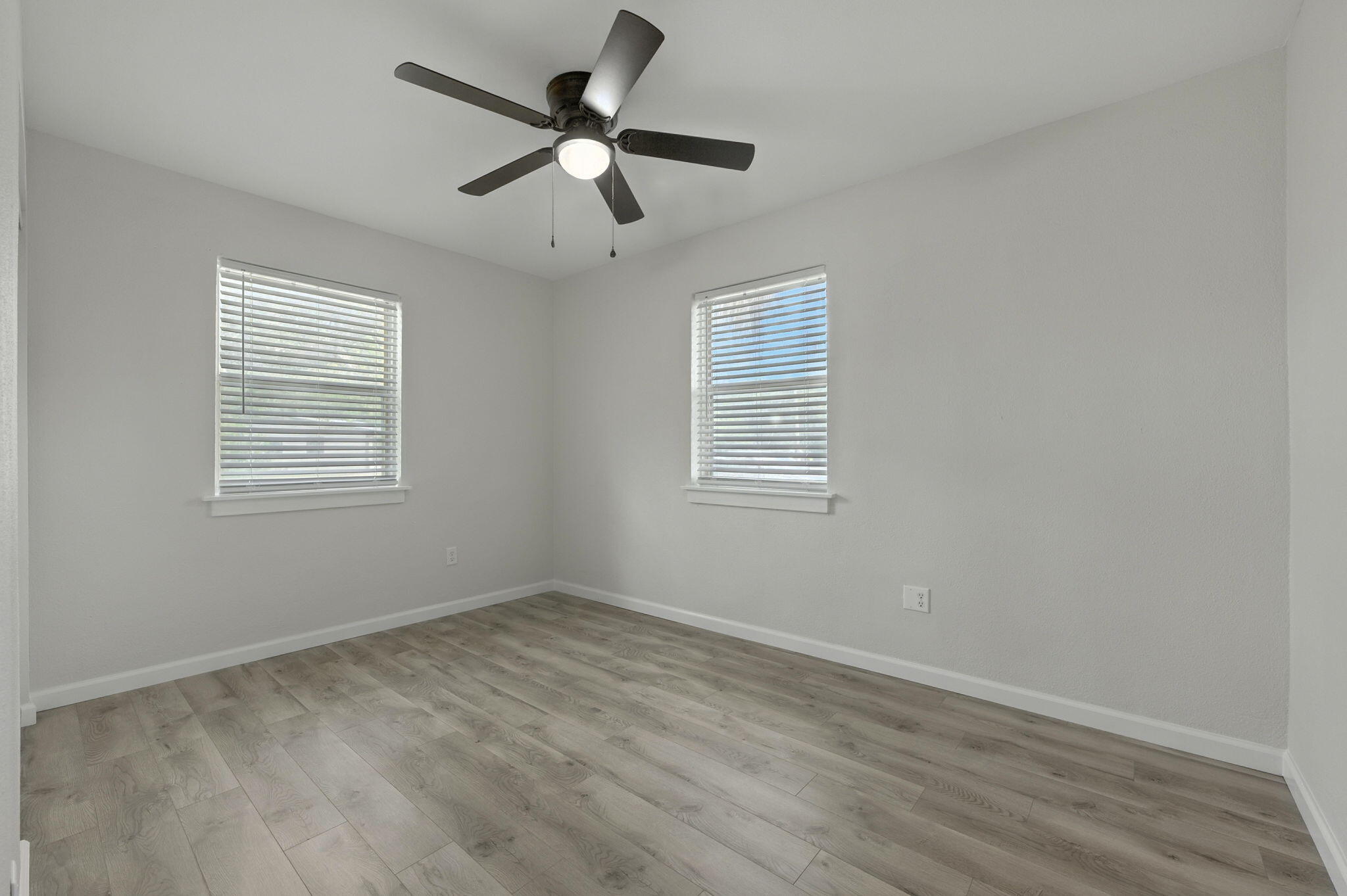 GARNIERS BEACH 2ND - Residential