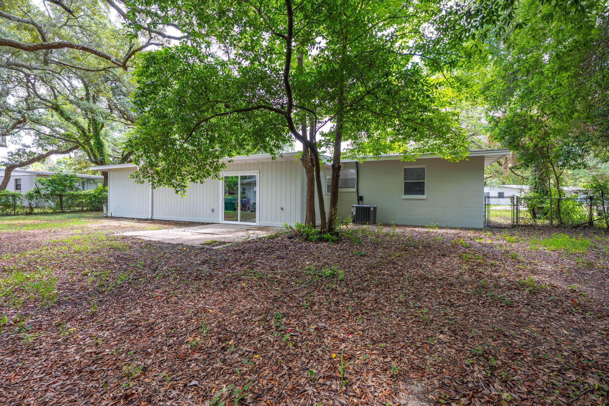 GARNIERS BEACH 2ND - Residential