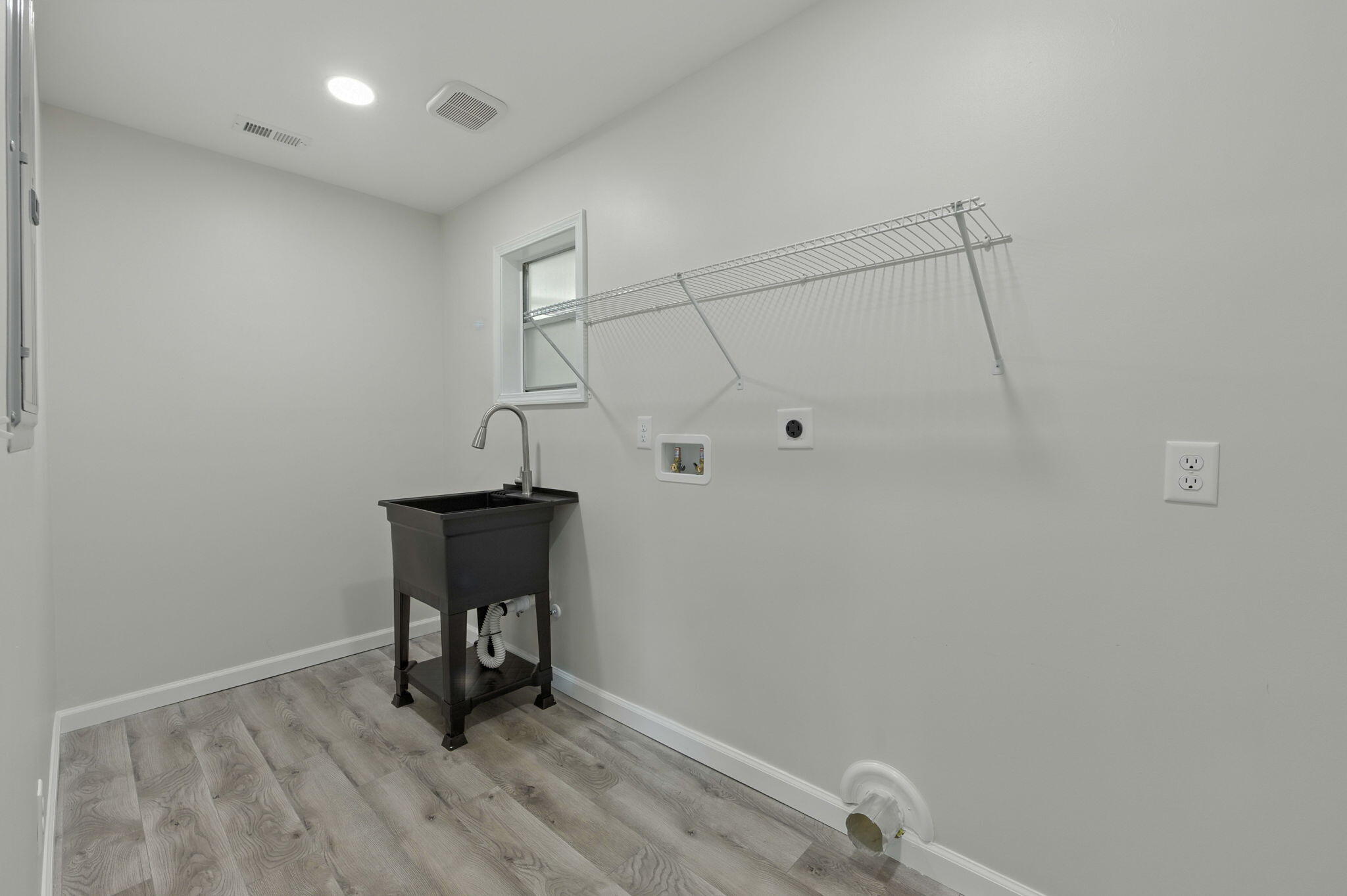GARNIERS BEACH 2ND - Residential