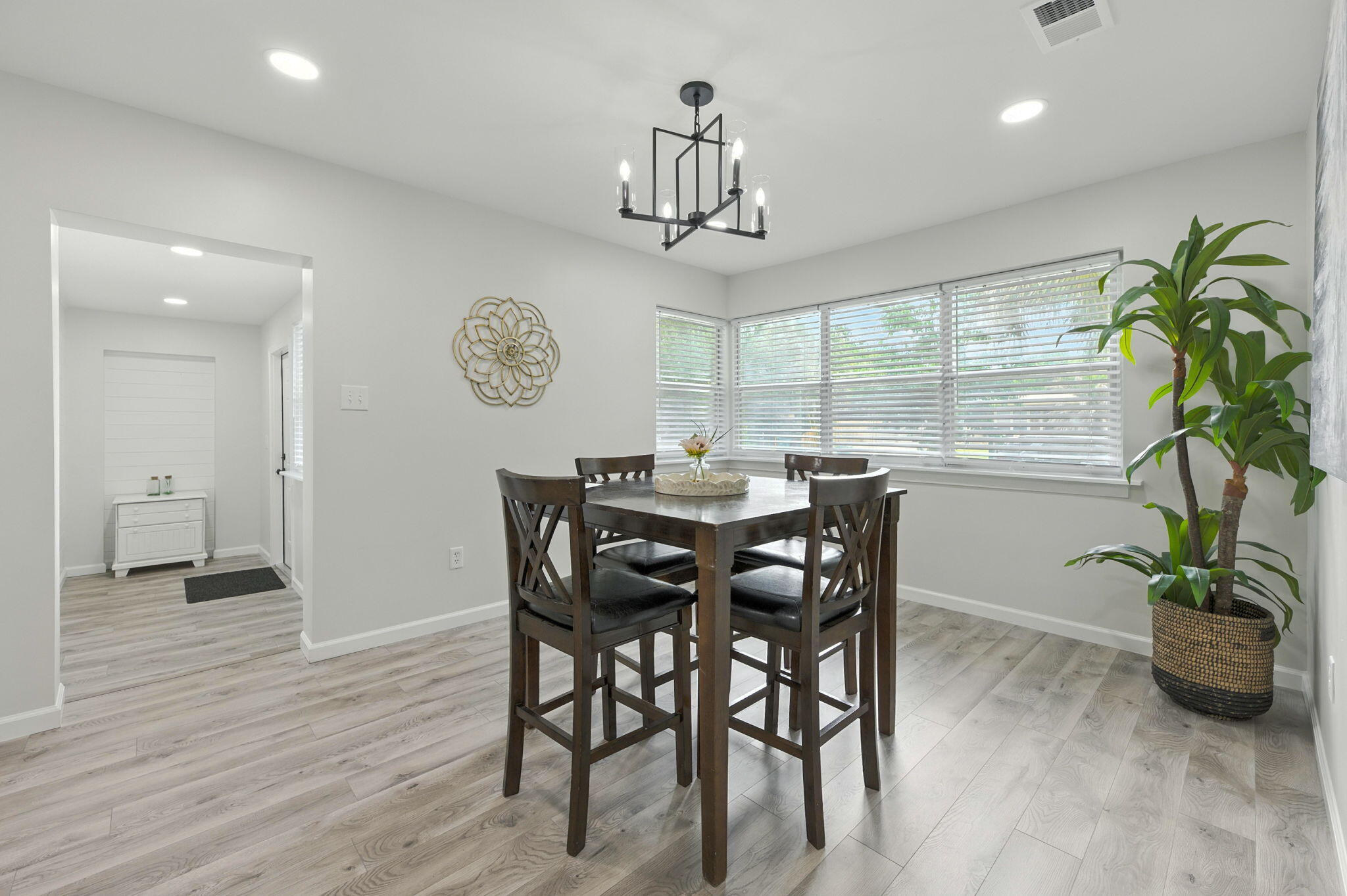 GARNIERS BEACH 2ND - Residential