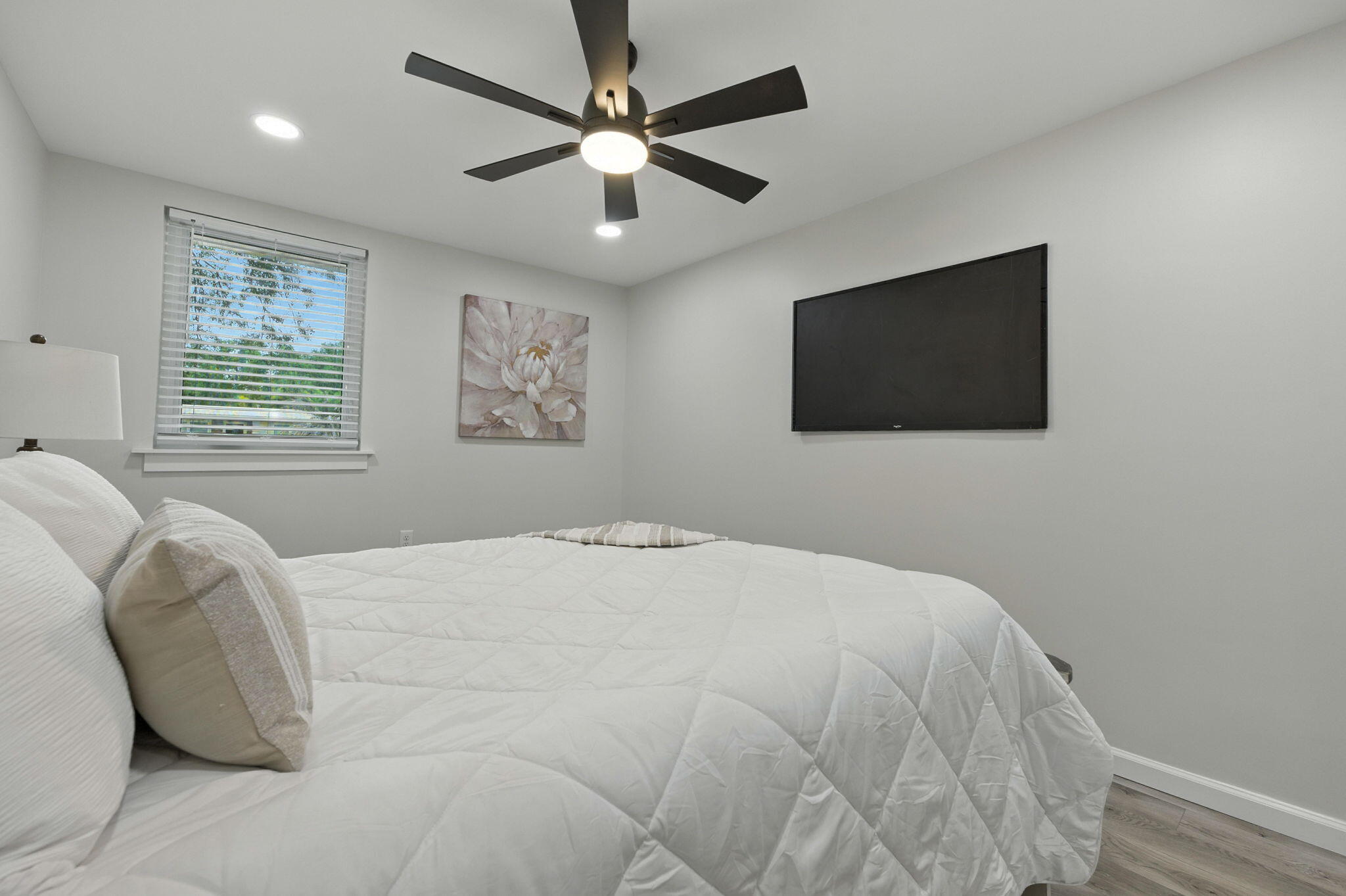 GARNIERS BEACH 2ND - Residential