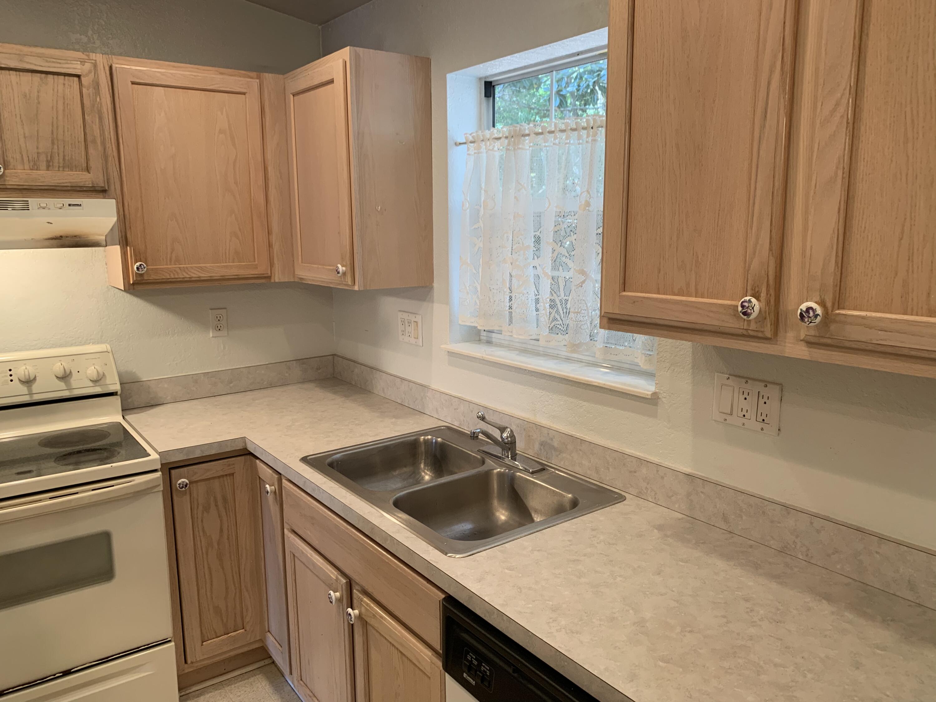 PALMETTO PLANTATION - Residential Lease