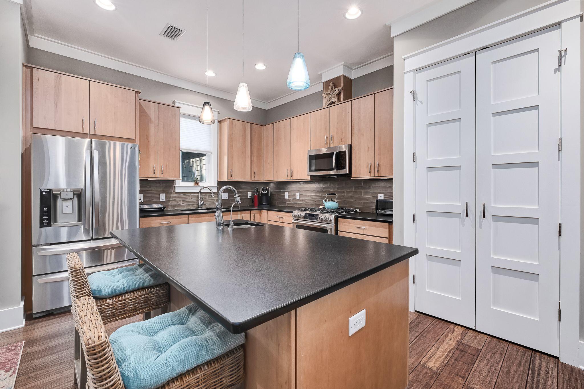 SEABREEZE - Residential