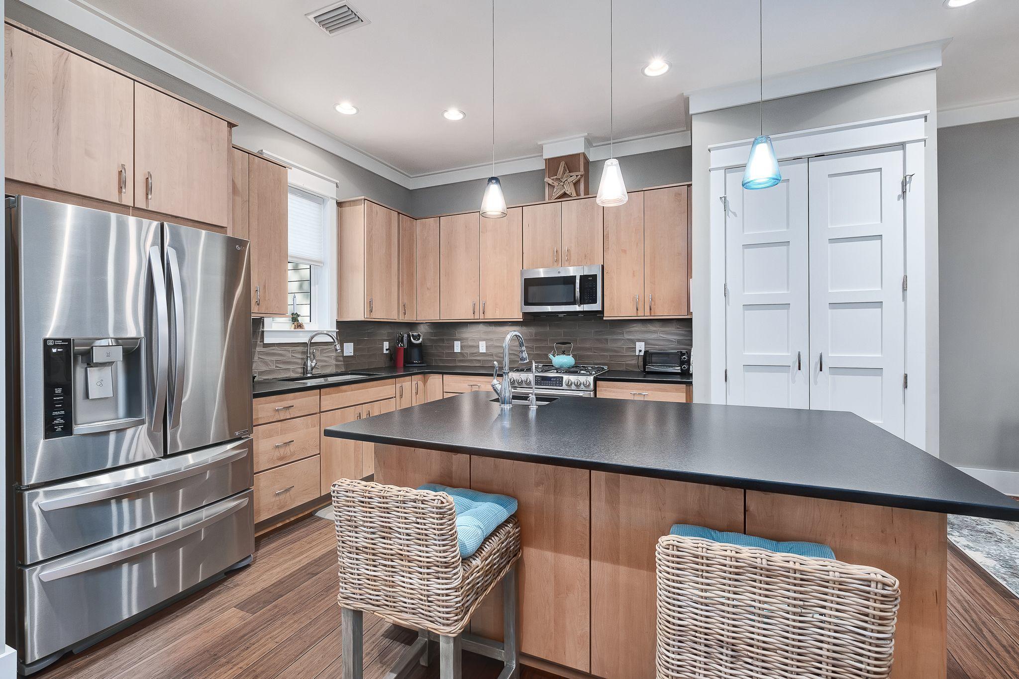 SEABREEZE - Residential