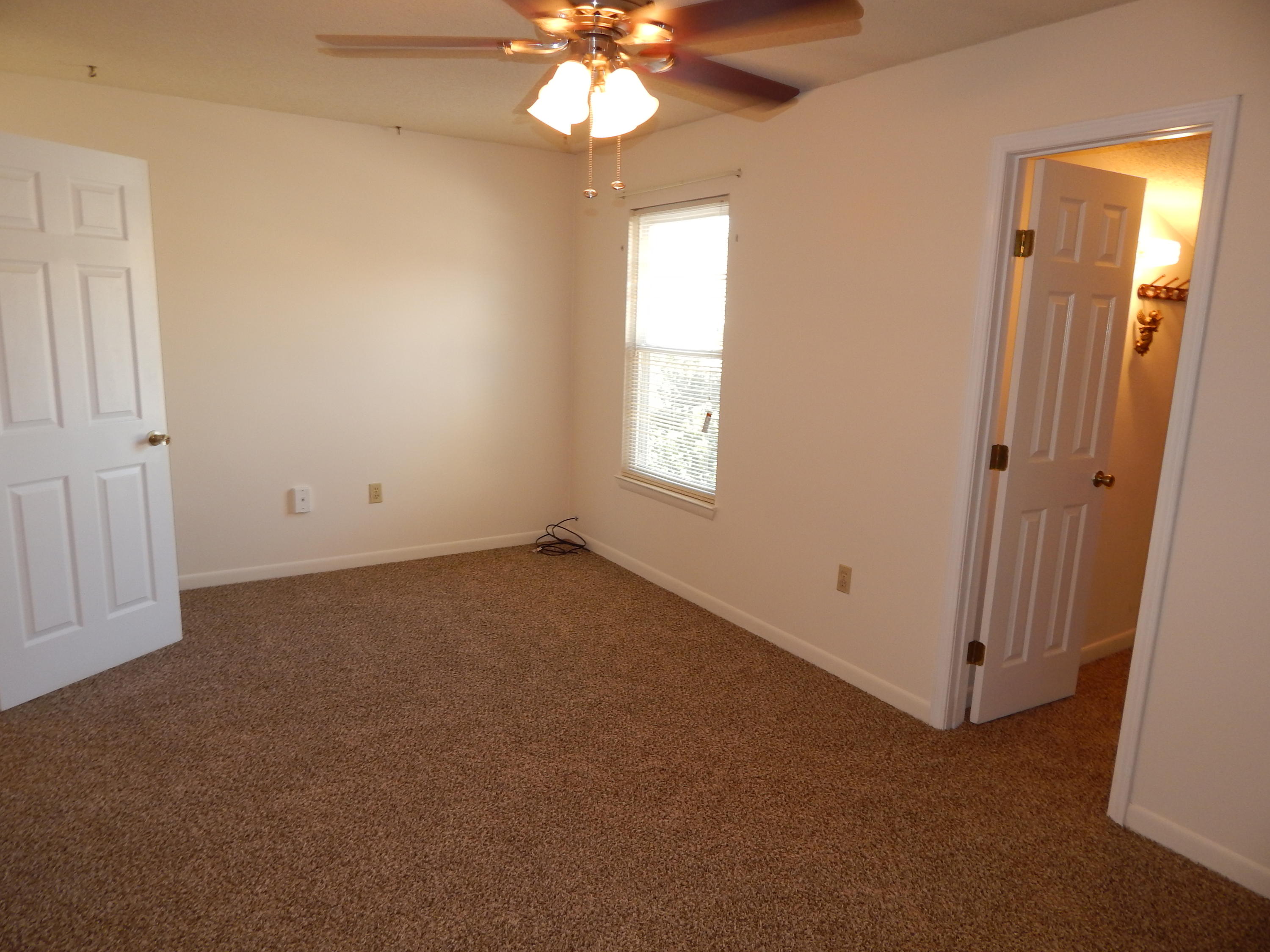 VIKING MANOR PH 1 - Residential