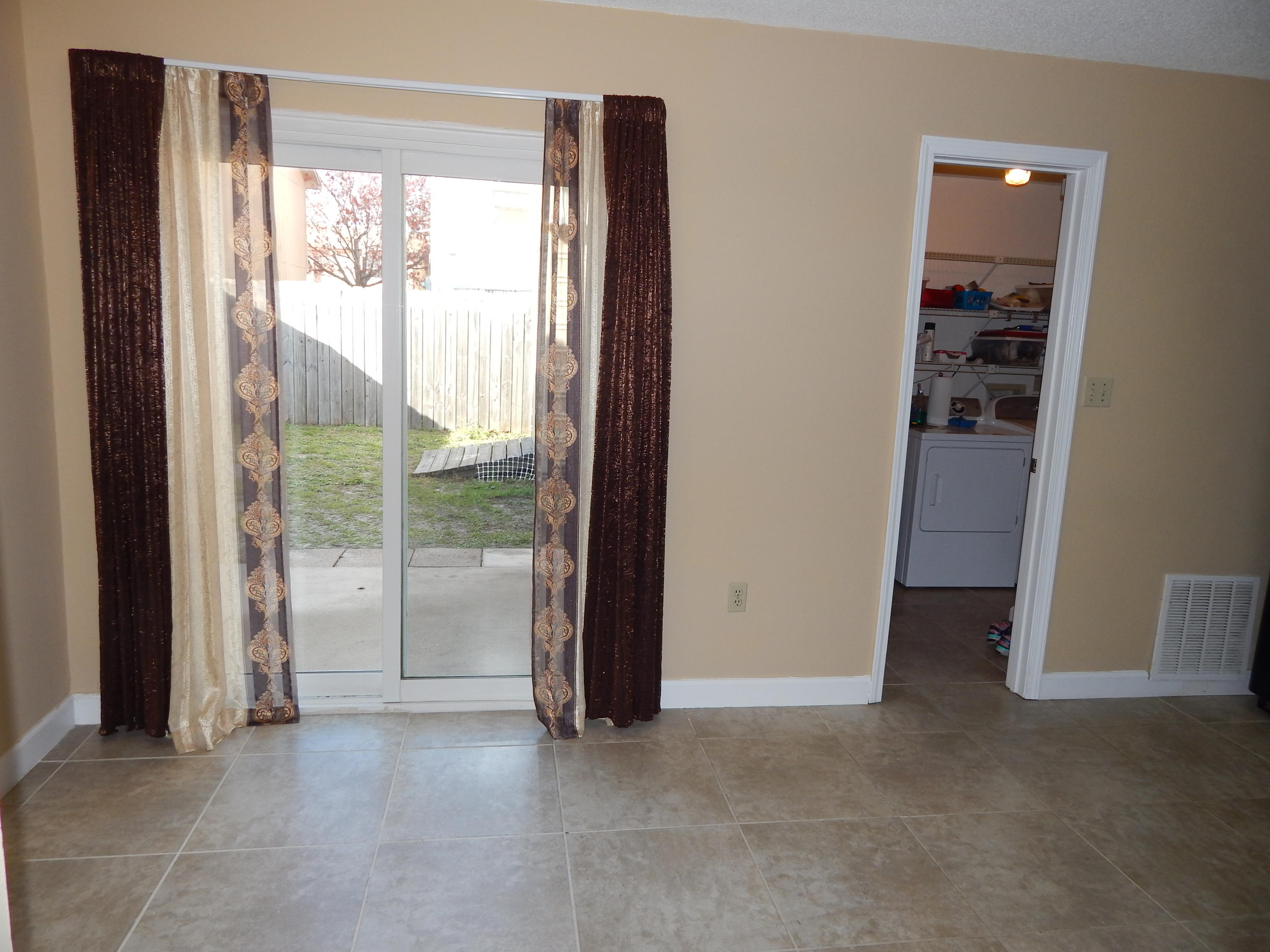 VIKING MANOR PH 1 - Residential