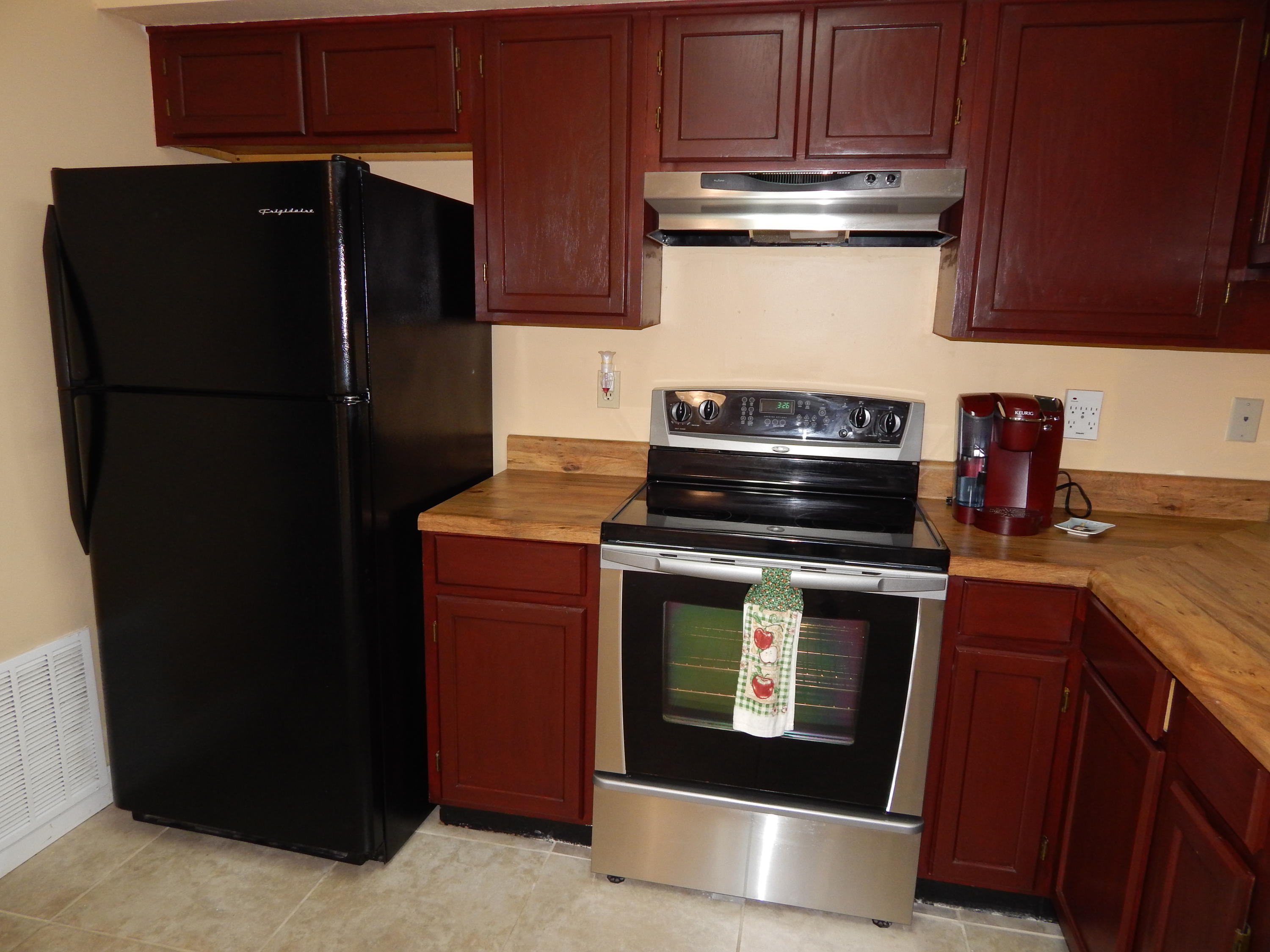 VIKING MANOR PH 1 - Residential