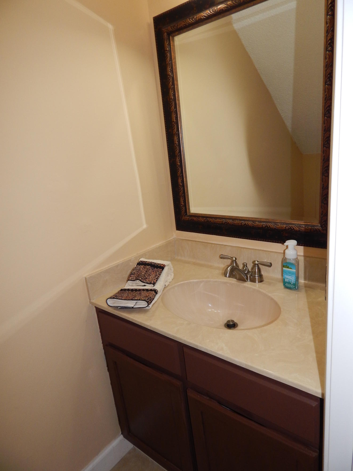 VIKING MANOR PH 1 - Residential