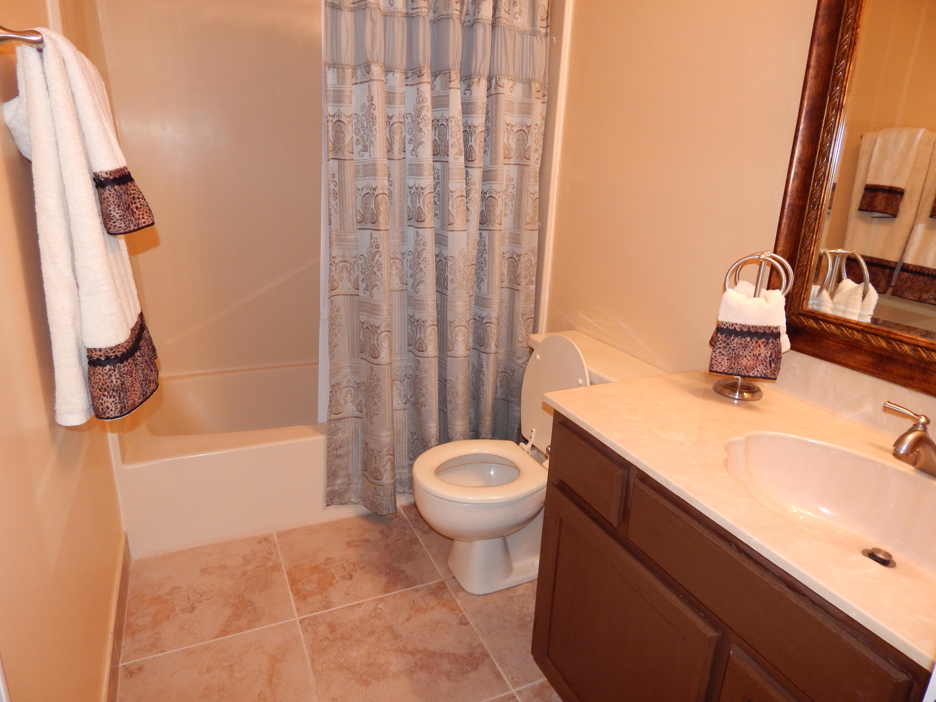 VIKING MANOR PH 1 - Residential