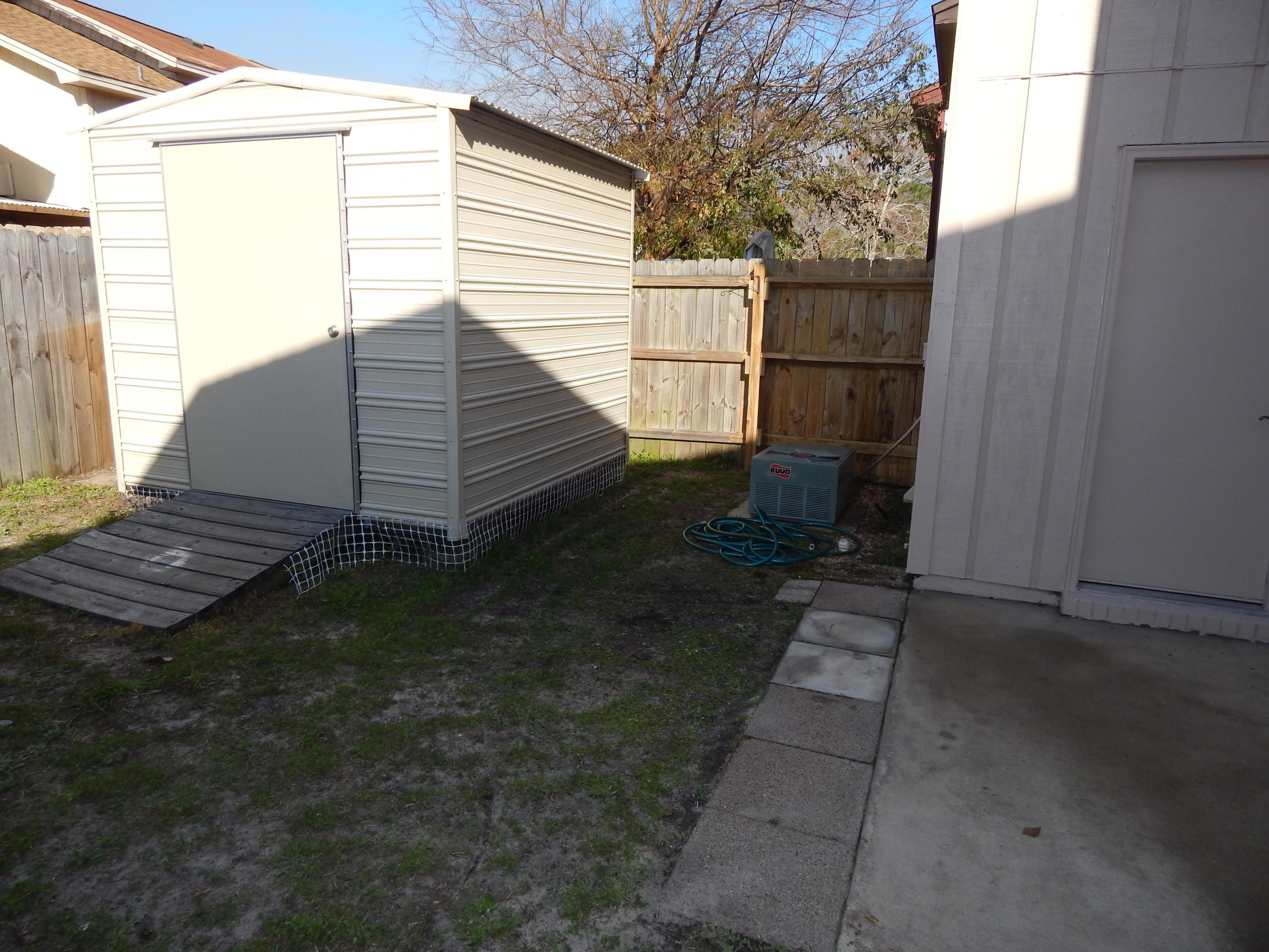 VIKING MANOR PH 1 - Residential