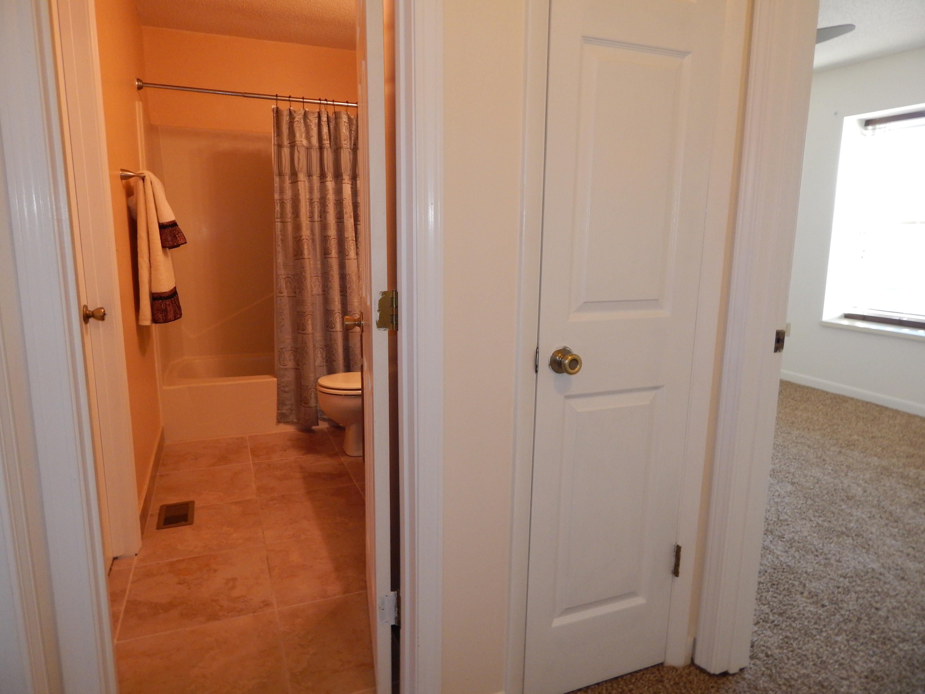 VIKING MANOR PH 1 - Residential