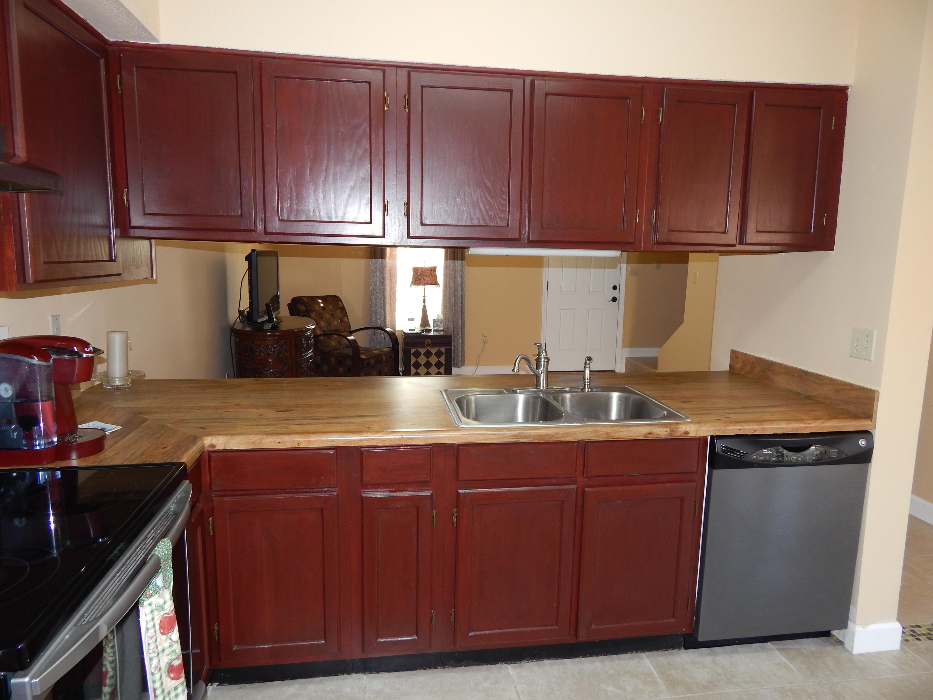 VIKING MANOR PH 1 - Residential