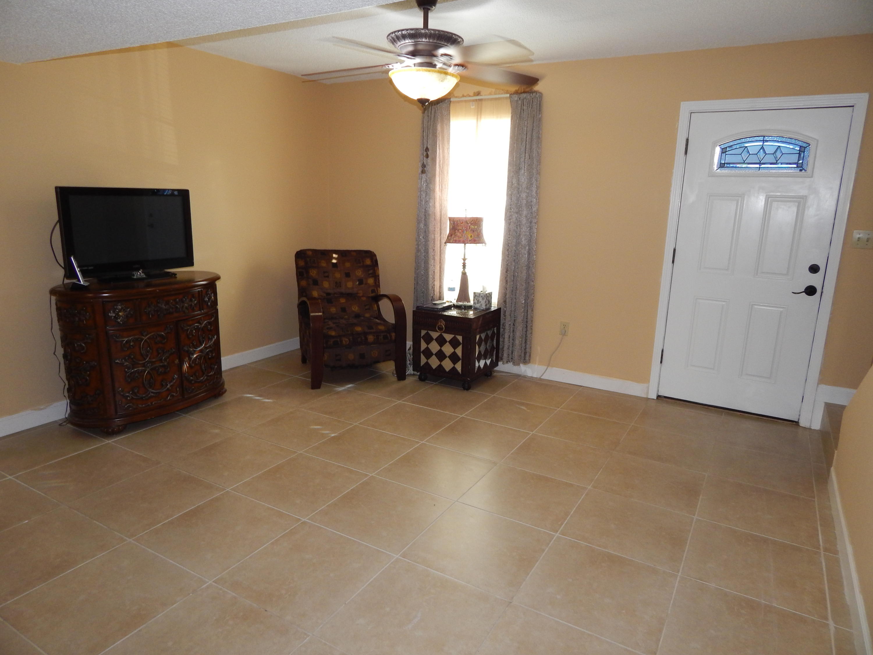 VIKING MANOR PH 1 - Residential