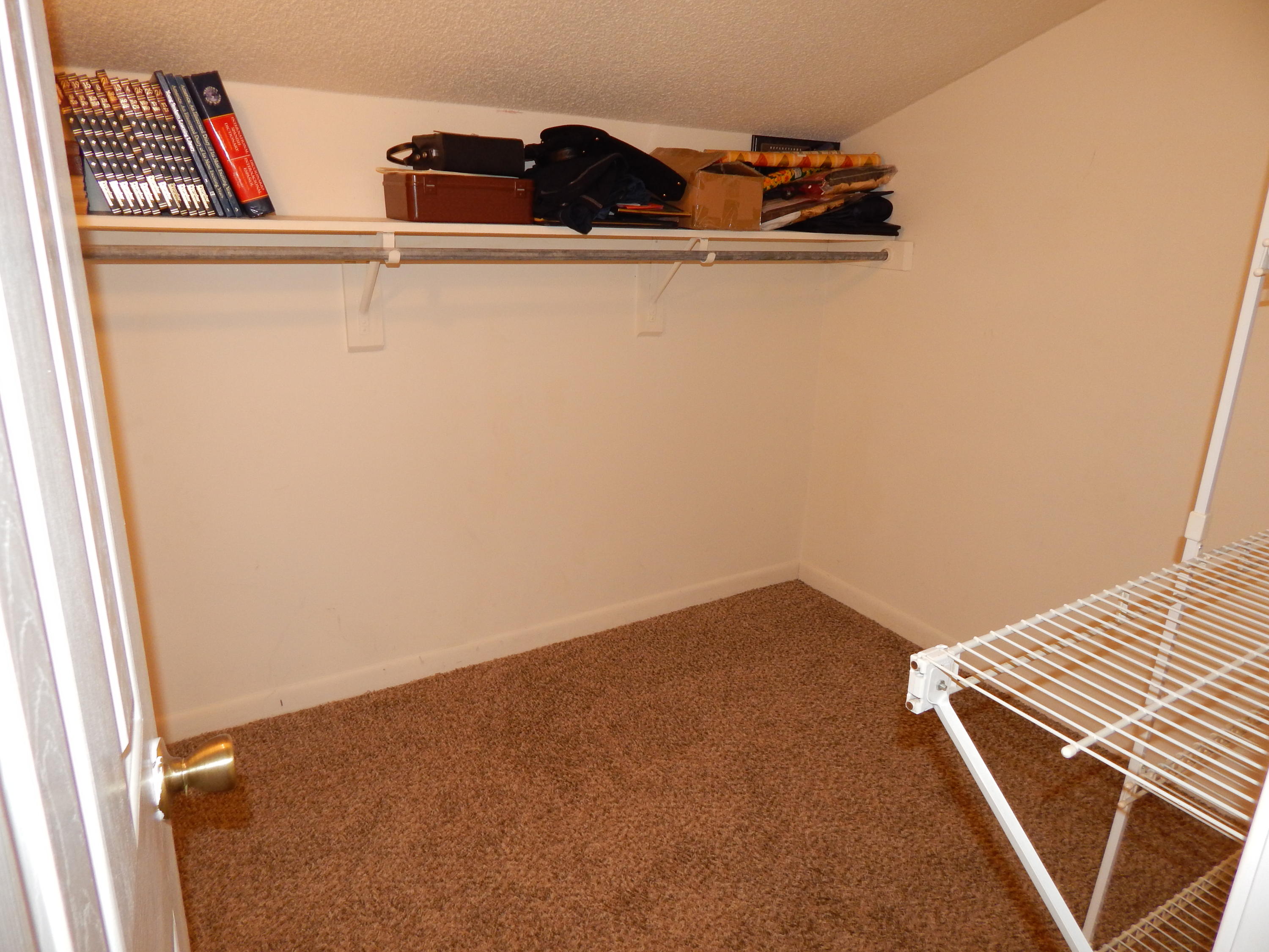 VIKING MANOR PH 1 - Residential