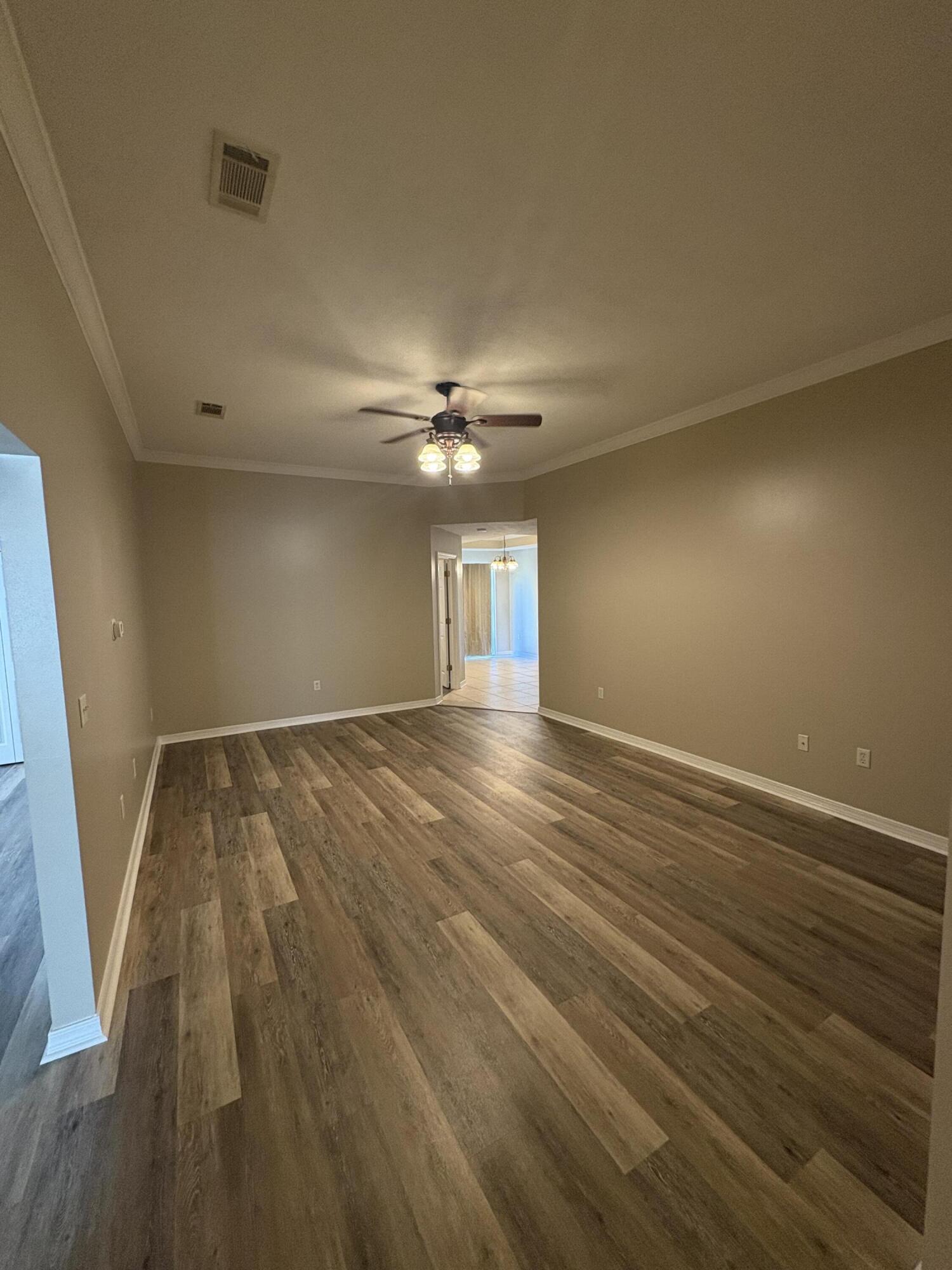 MORRIS ADDN TO CRESTVIEW - Residential Lease