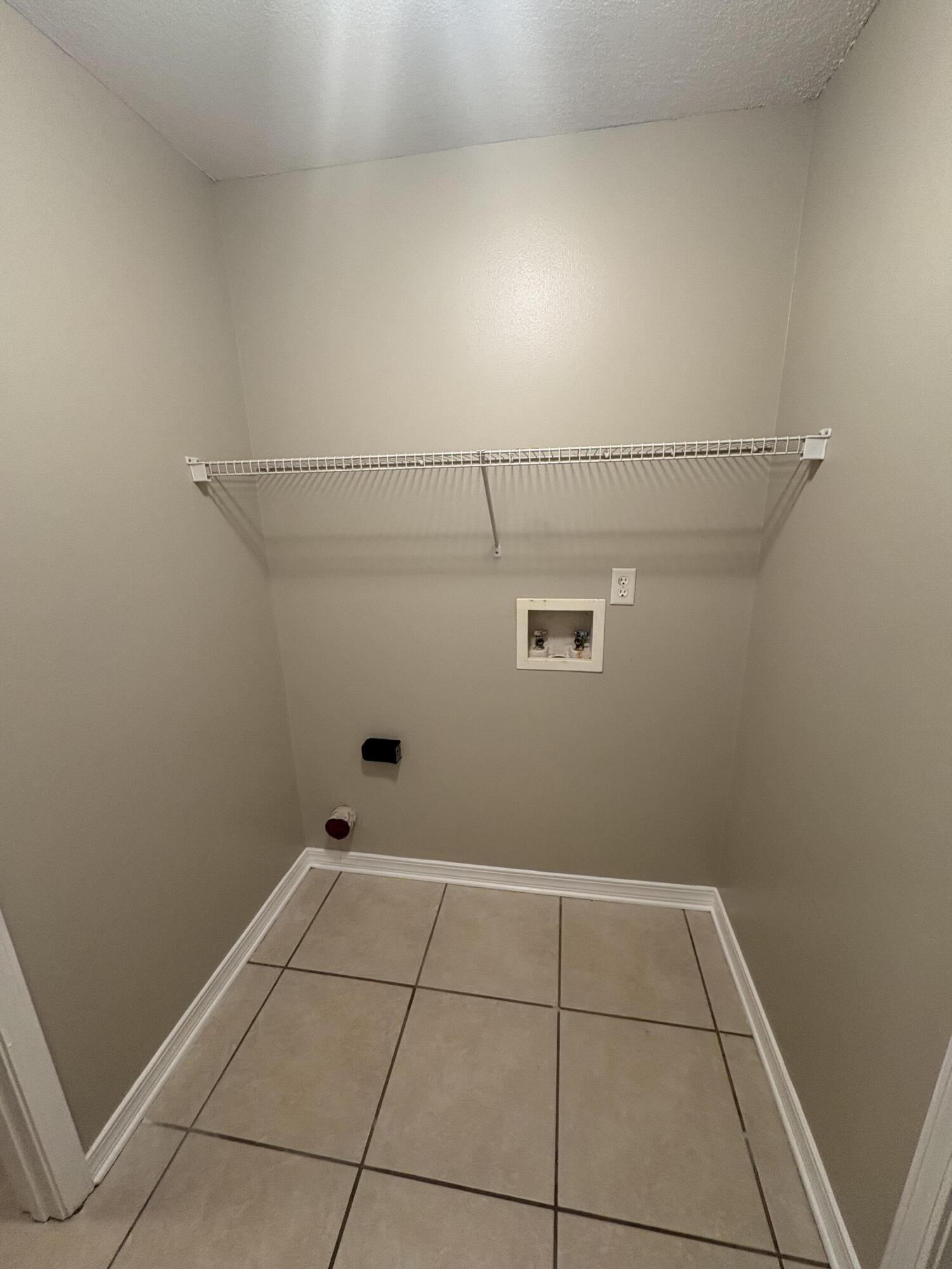 MORRIS ADDN TO CRESTVIEW - Residential Lease