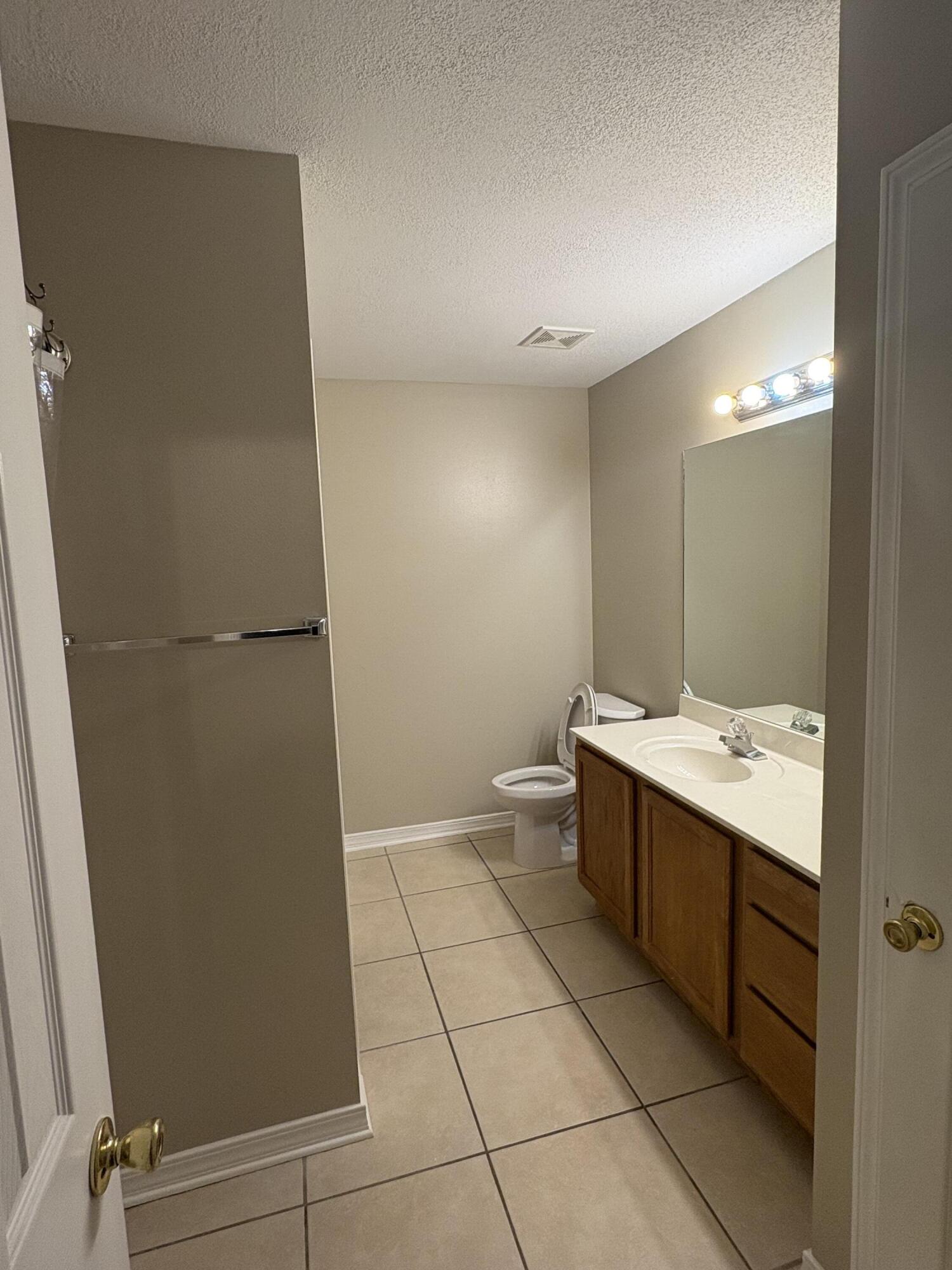 MORRIS ADDN TO CRESTVIEW - Residential Lease