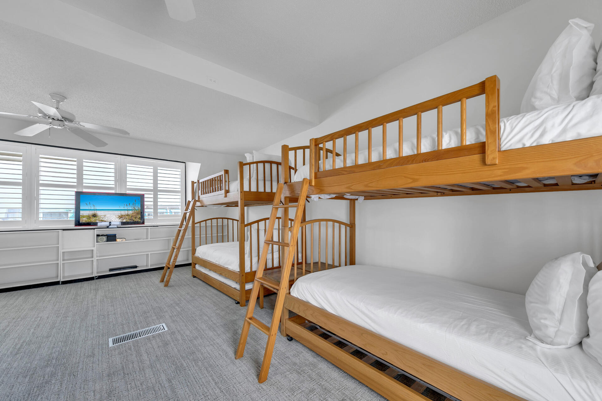 AEGEAN CONDO - Residential