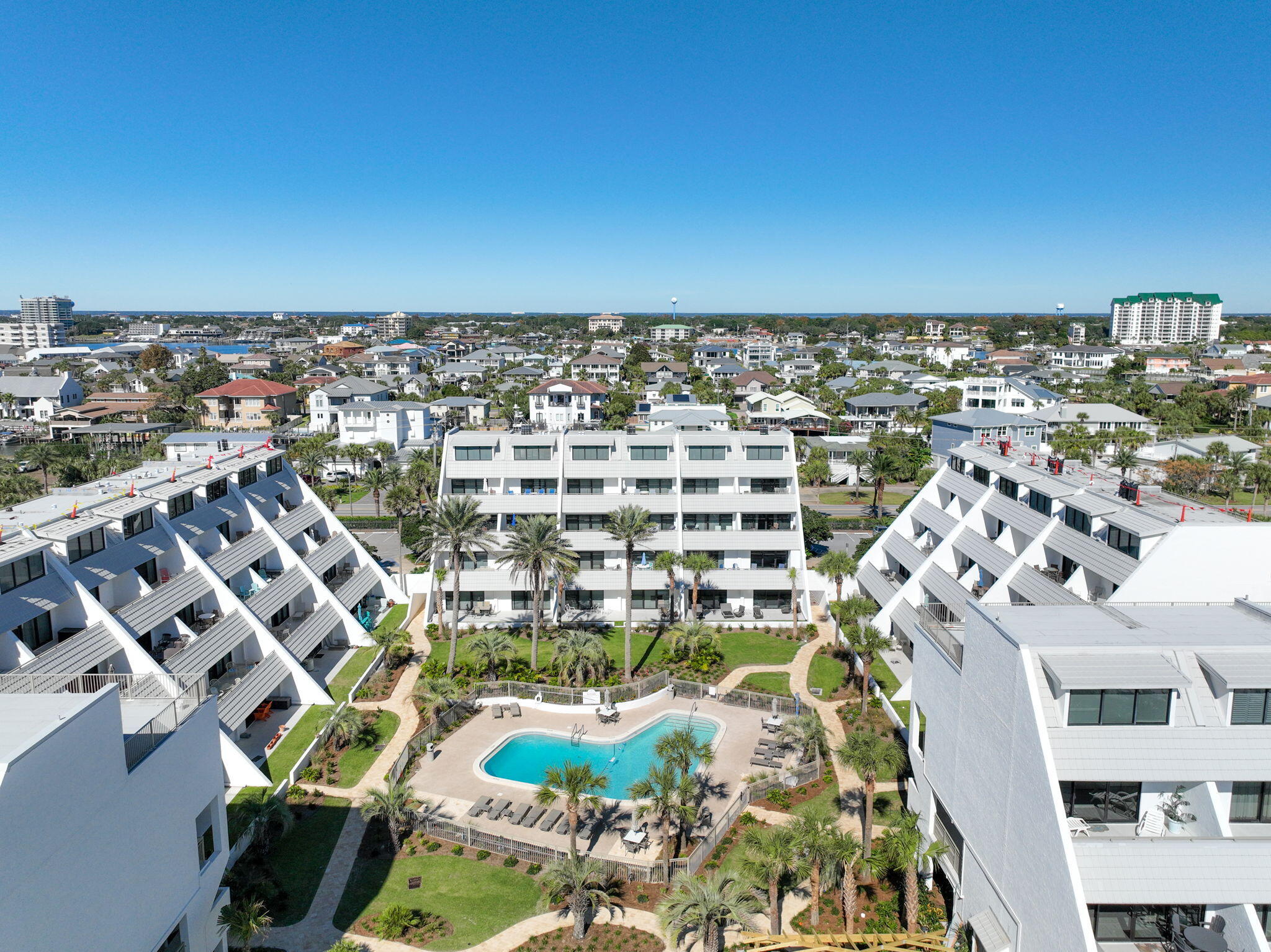 AEGEAN CONDO - Residential