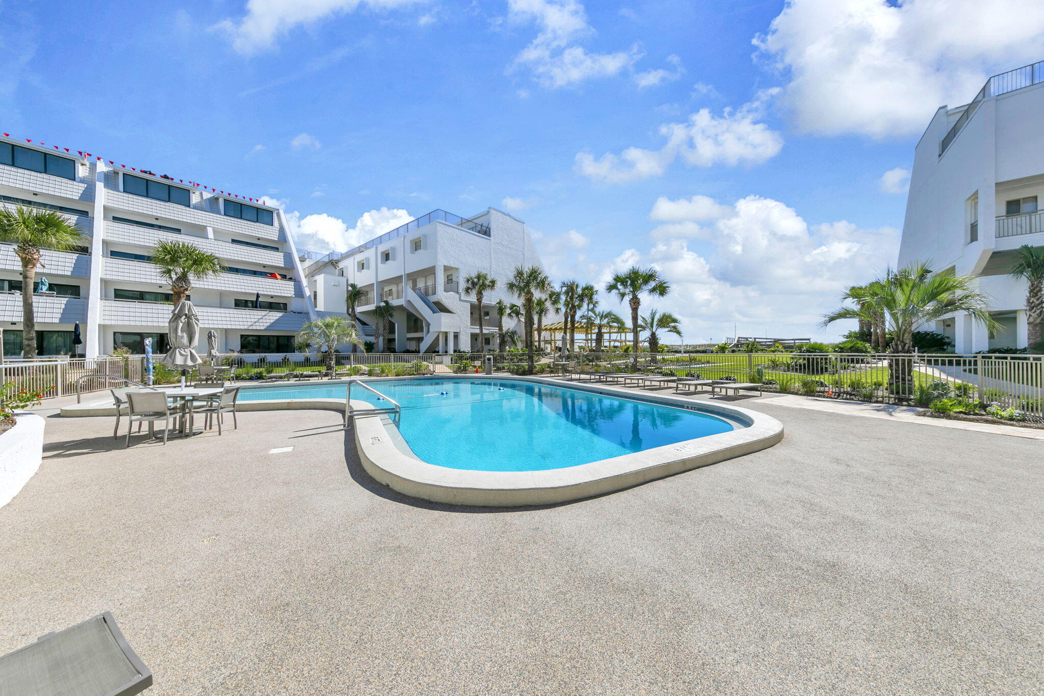 AEGEAN CONDO - Residential