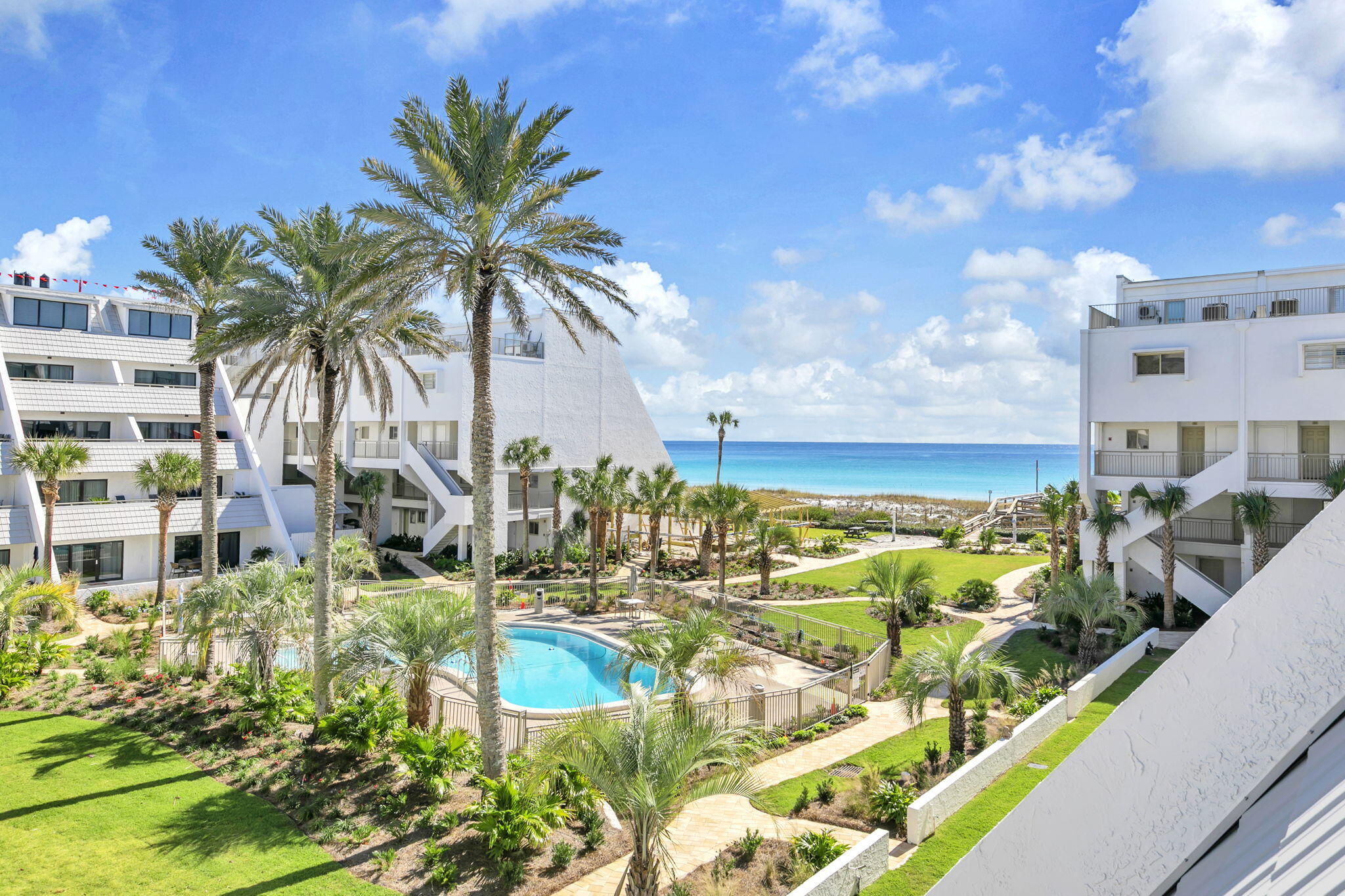 AEGEAN CONDO - Residential