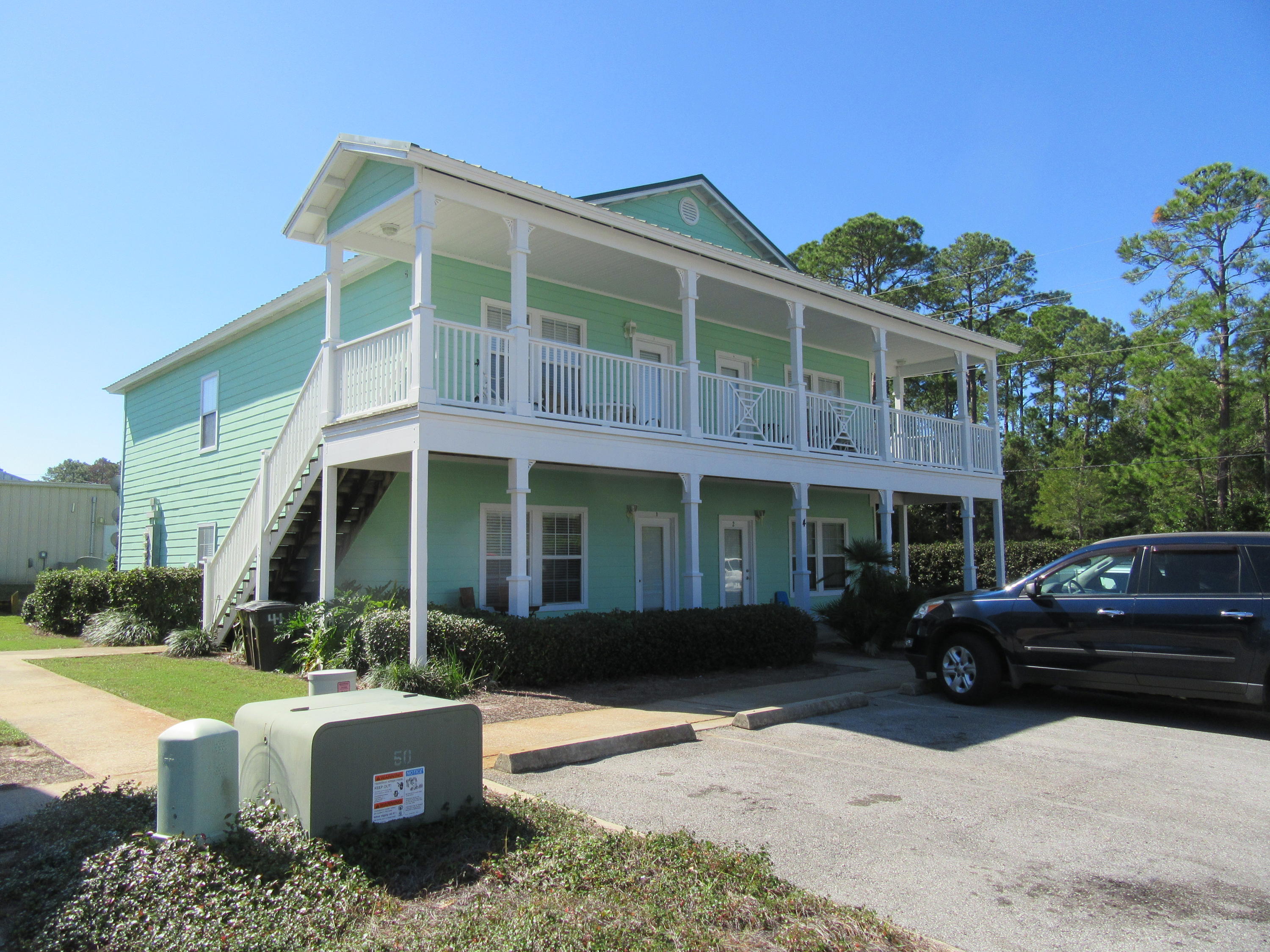 Santa Rosa Place Apartments - Residential