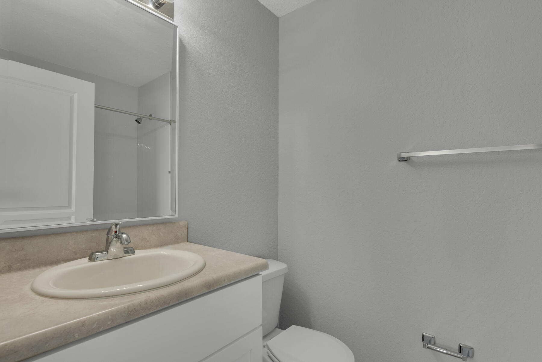 ANASTASIA MANOR T/H - Residential Lease